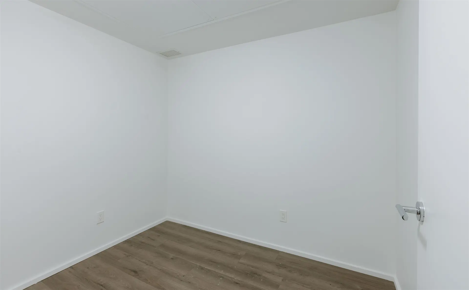 #3201 3888 Evergreen Place - Image 10