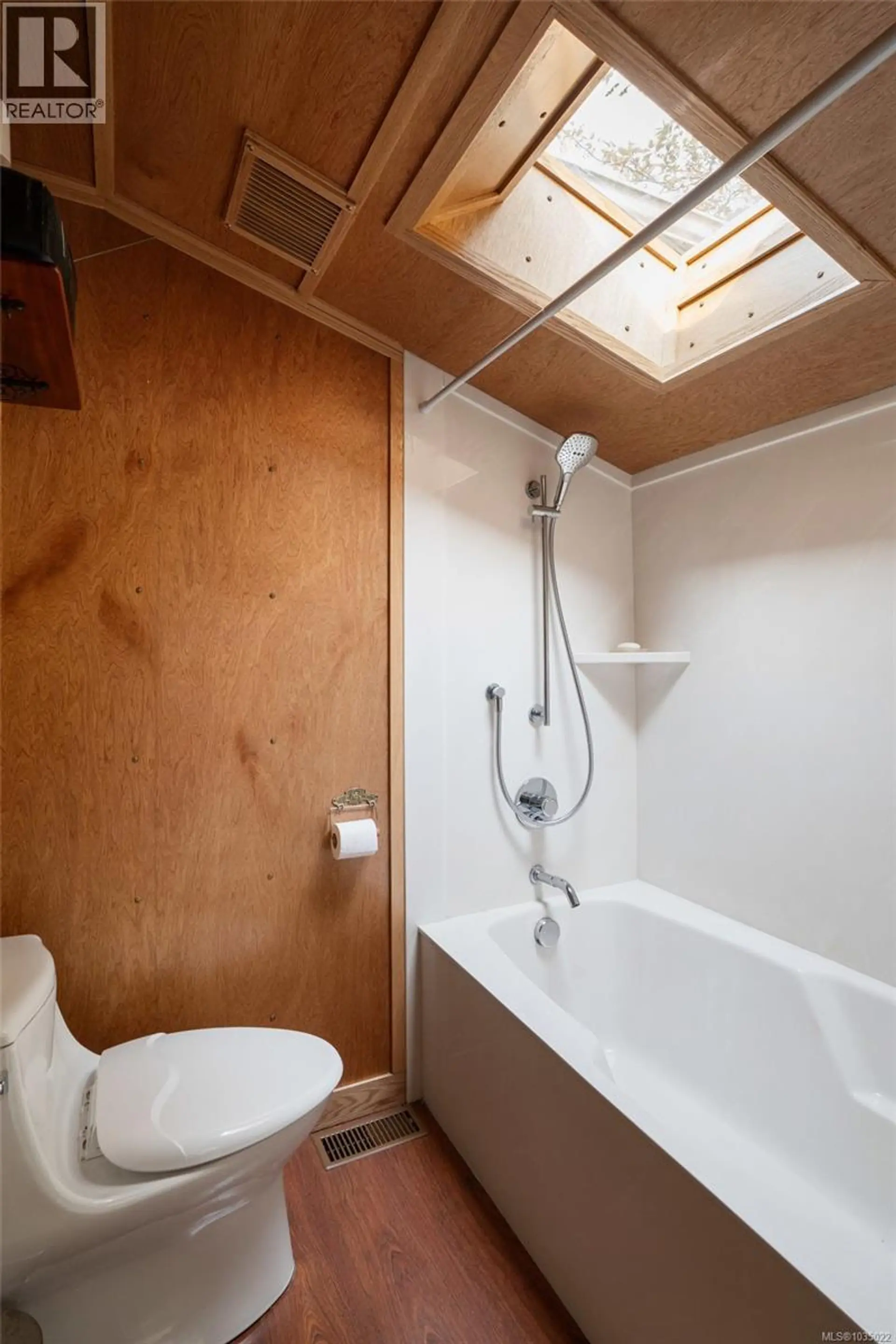 1256 Walnut St - Image 14