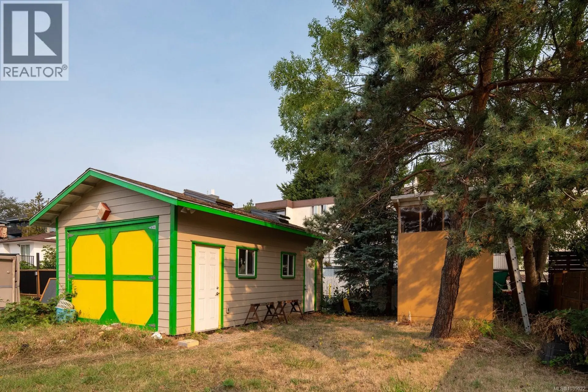 1256 Walnut St - Image 17