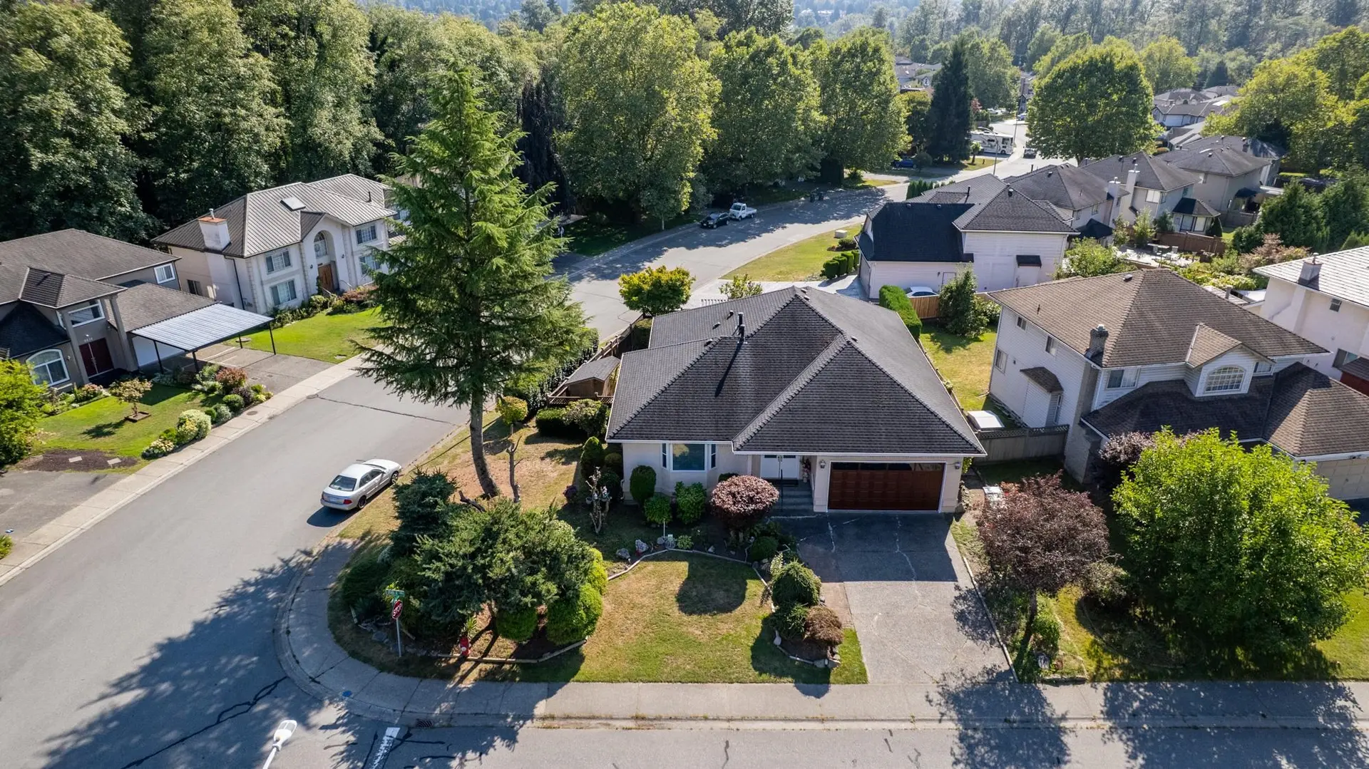 14092 86a Avenue - Image 13
