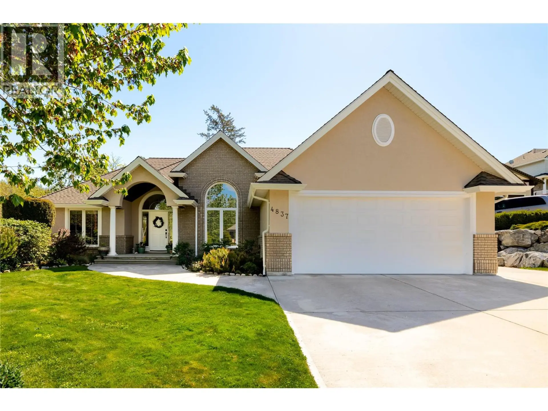 Property at 4837 CANYON RIDGE Crescent, Kelowna, BC