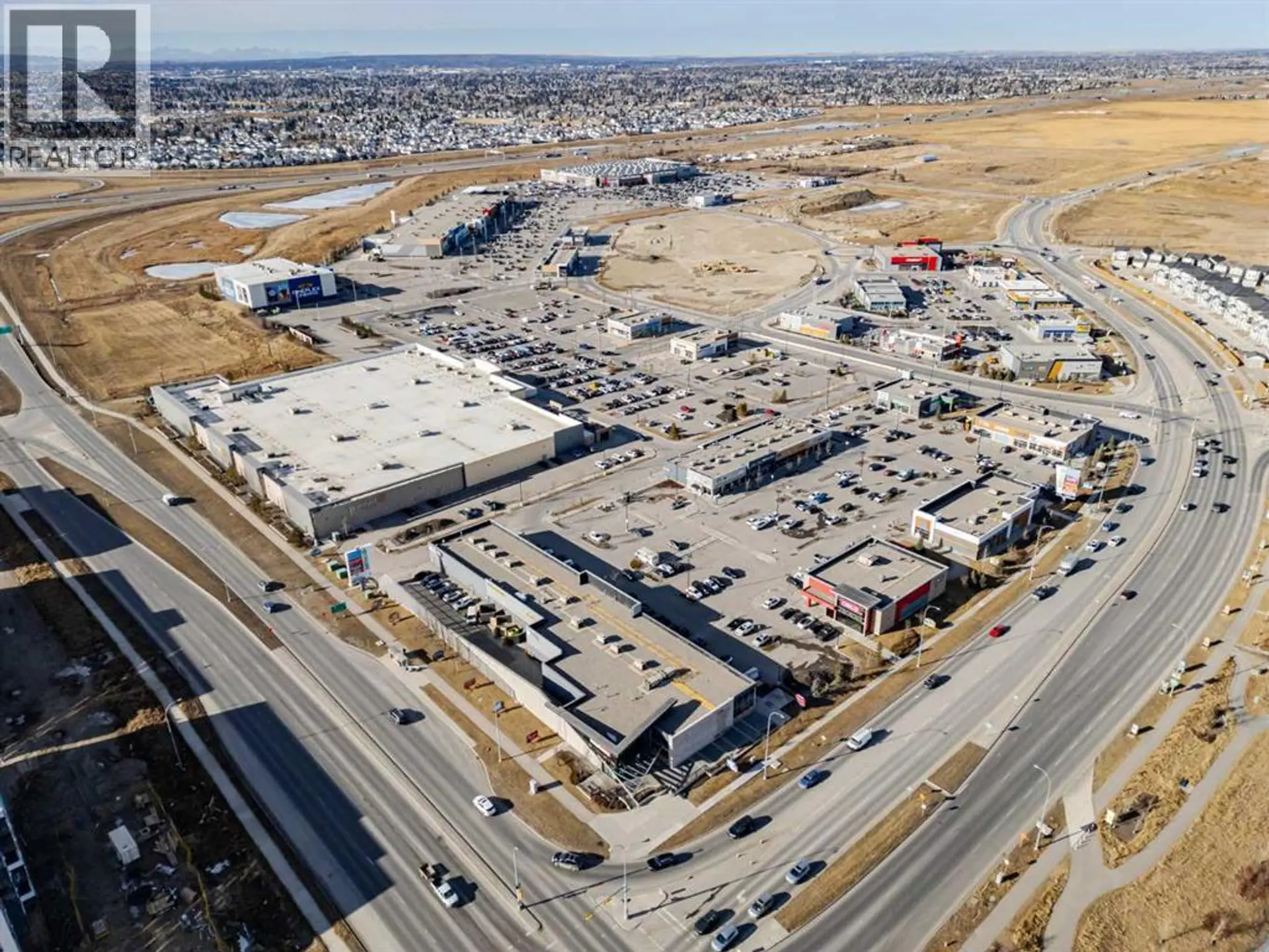 8229 21 Avenue SE - Image 12