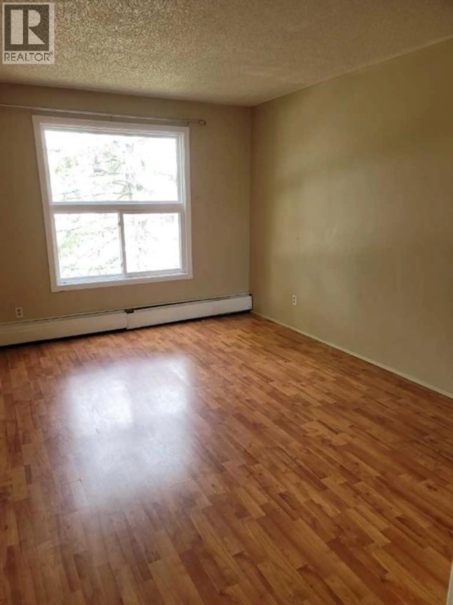 #209 1712 38 Street SE - Image 3