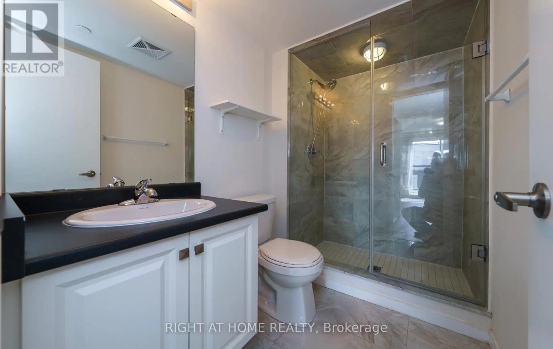 #34 200 ALEX GARDNER CIRCLE - Image 15