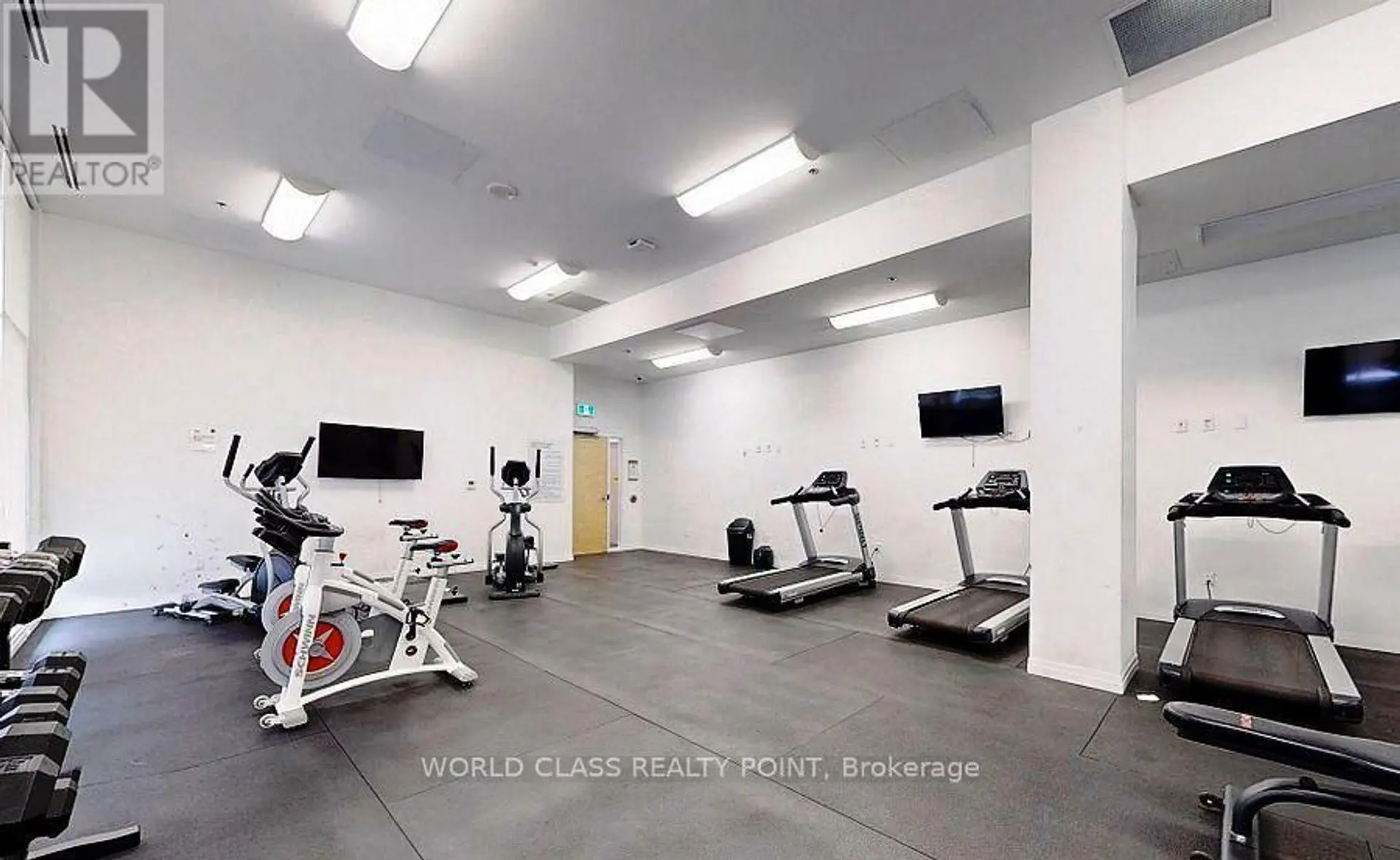 #633 1900 SIMCOE STREET - Image 13