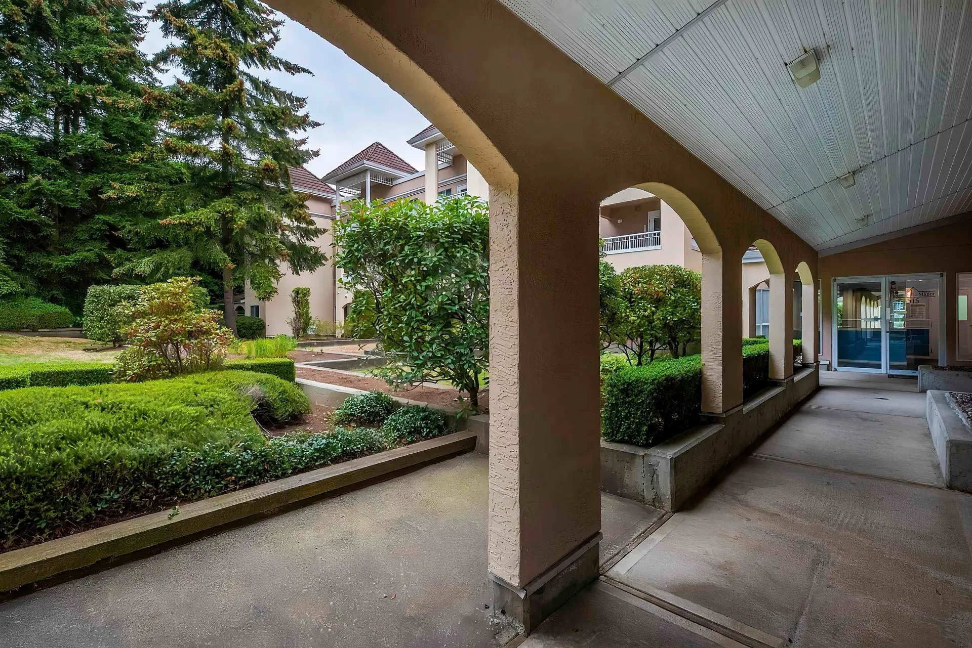 #203 515 Whiting Way - Image 5