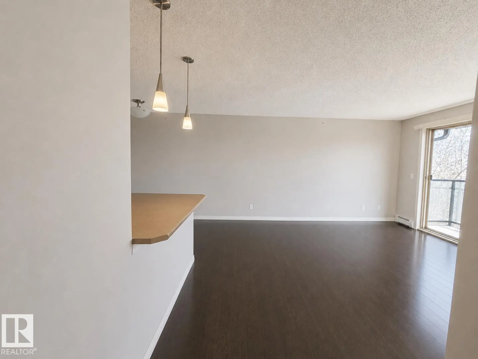 #423 13907 136 ST NW - Image 13