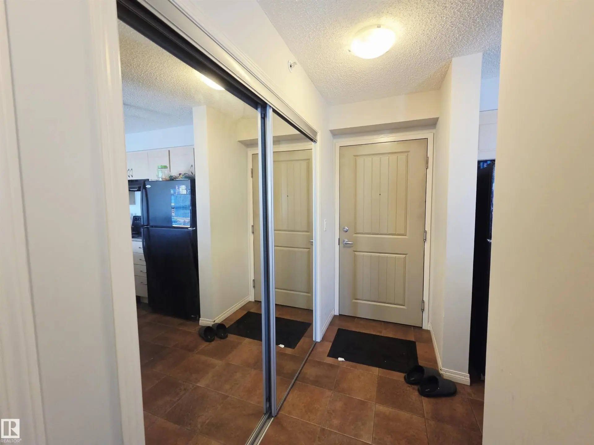 #423 13907 136 ST NW - Image 4