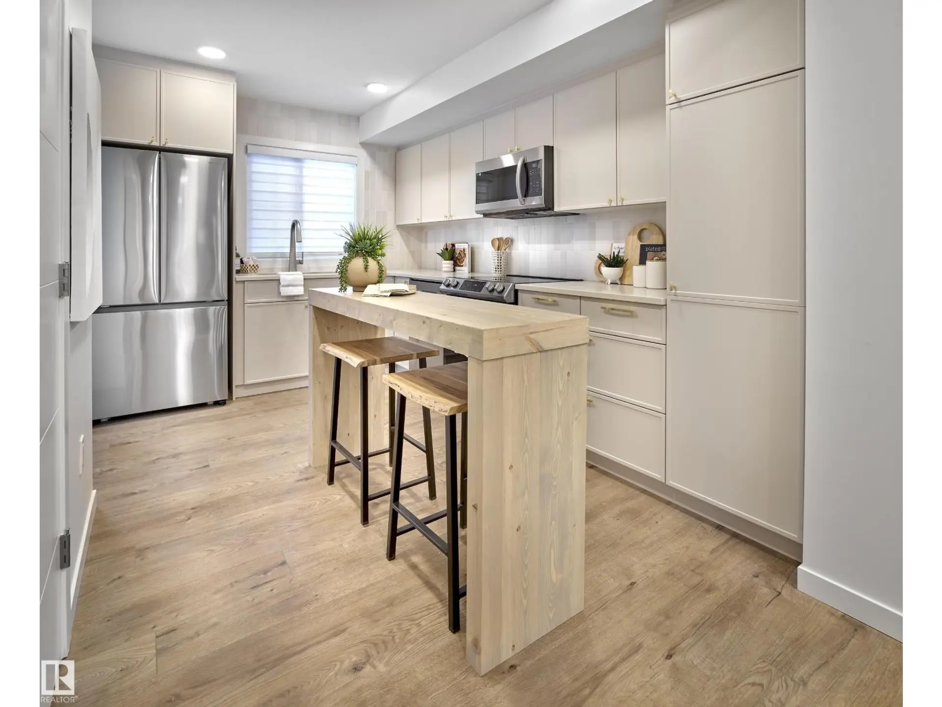 4350 KINGLET DR NW - Image 9