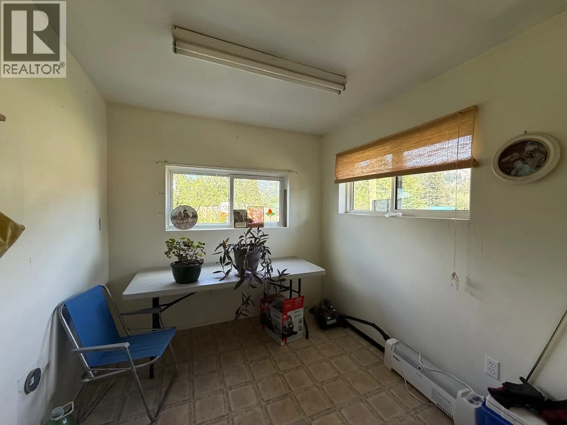 9889 Latremouille Street - Image 10