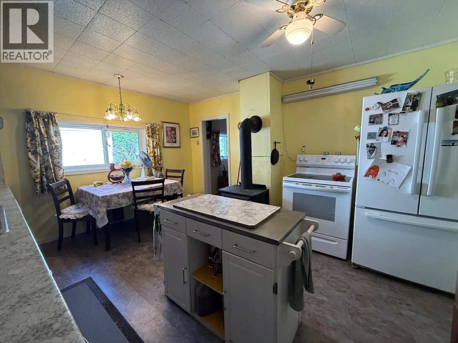 9889 Latremouille Street - Image 6