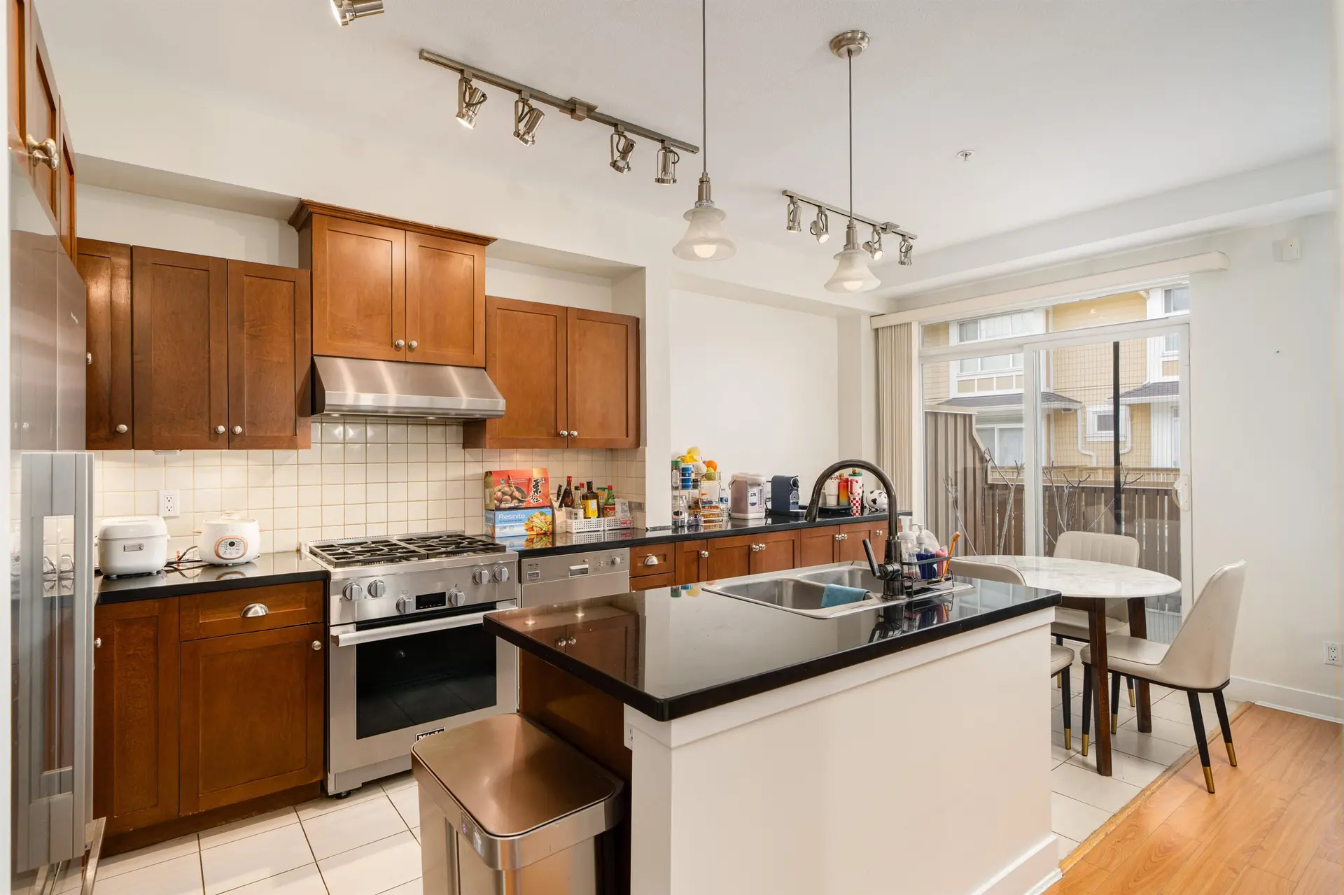 968 Westbury Walk - Image 10
