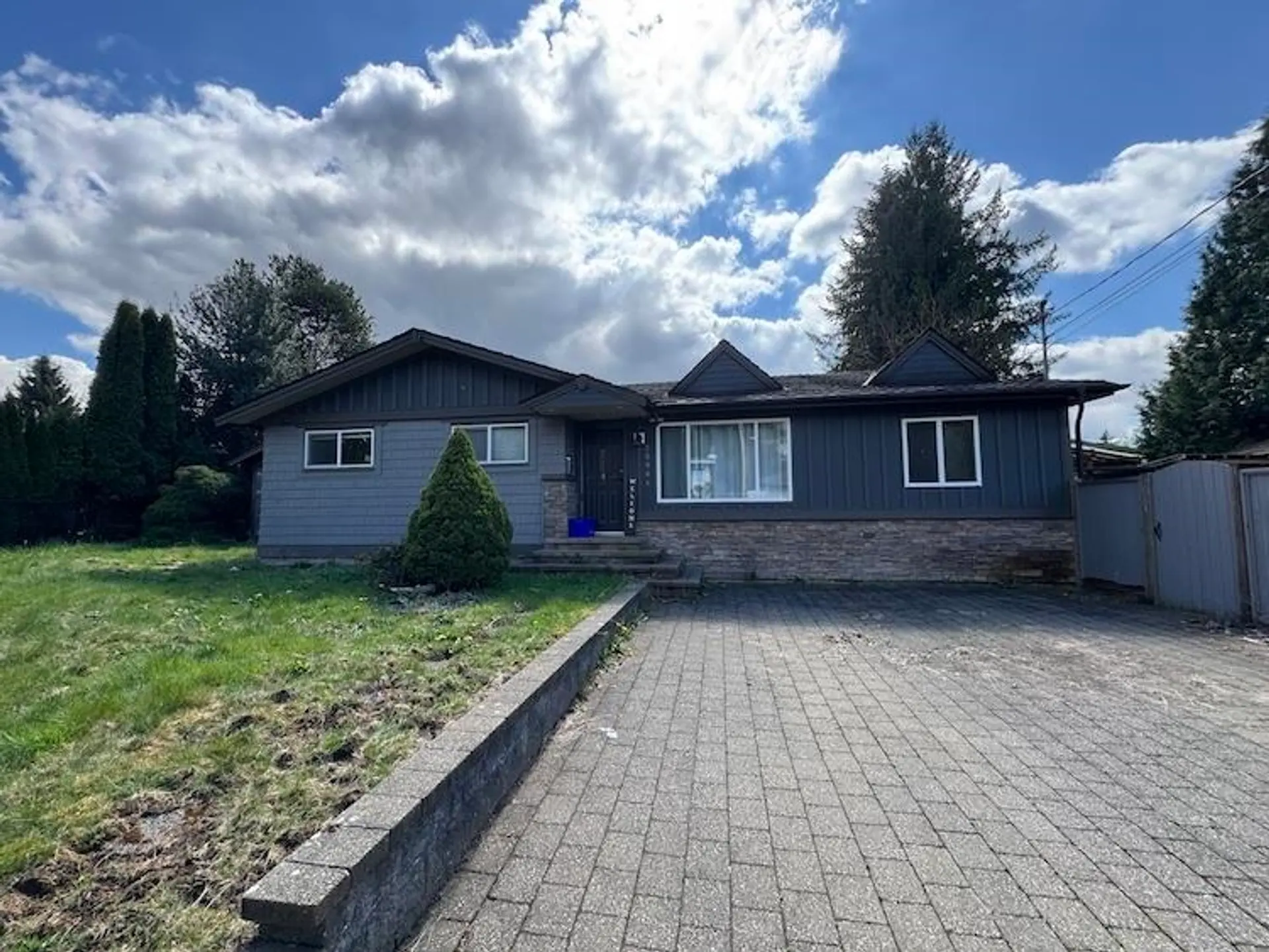 Property at 20984 118 Avenue, Maple Ridge, BC