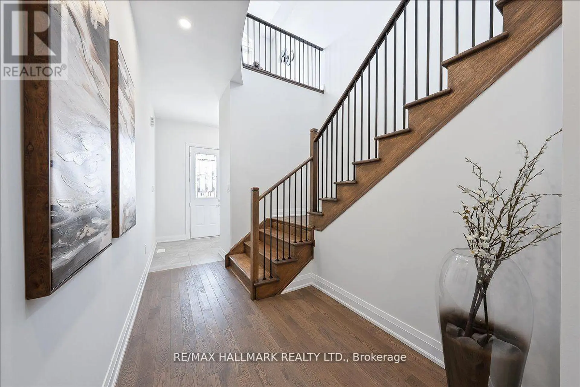 15 AIDA PLACE N - Image 3