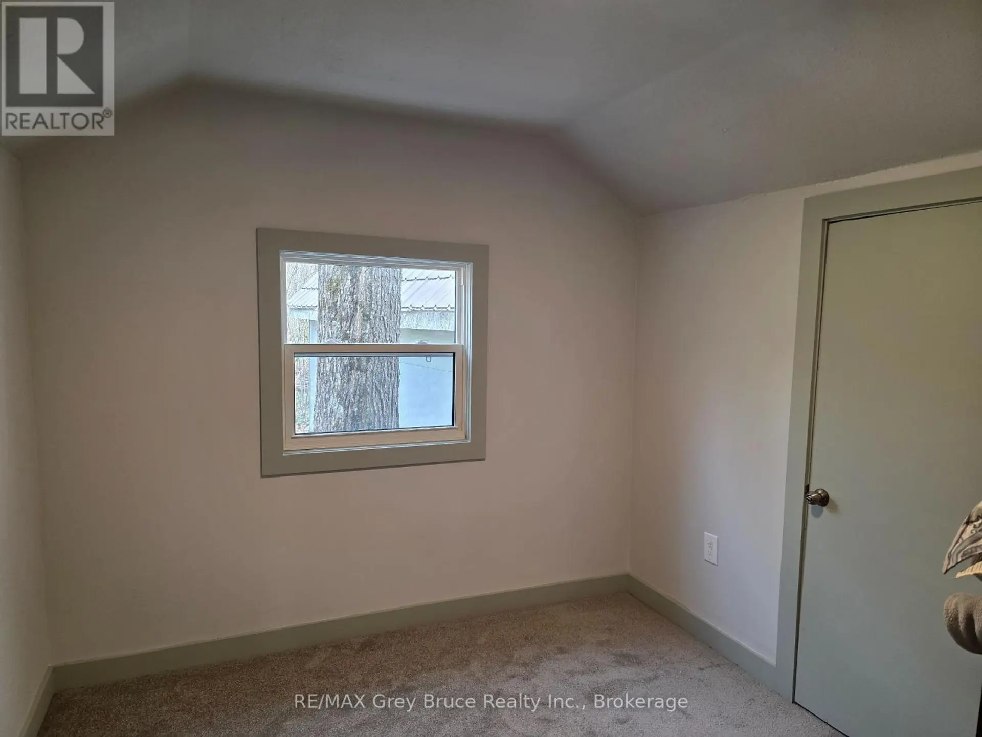 151 FRANCIS DRIVE - Image 14