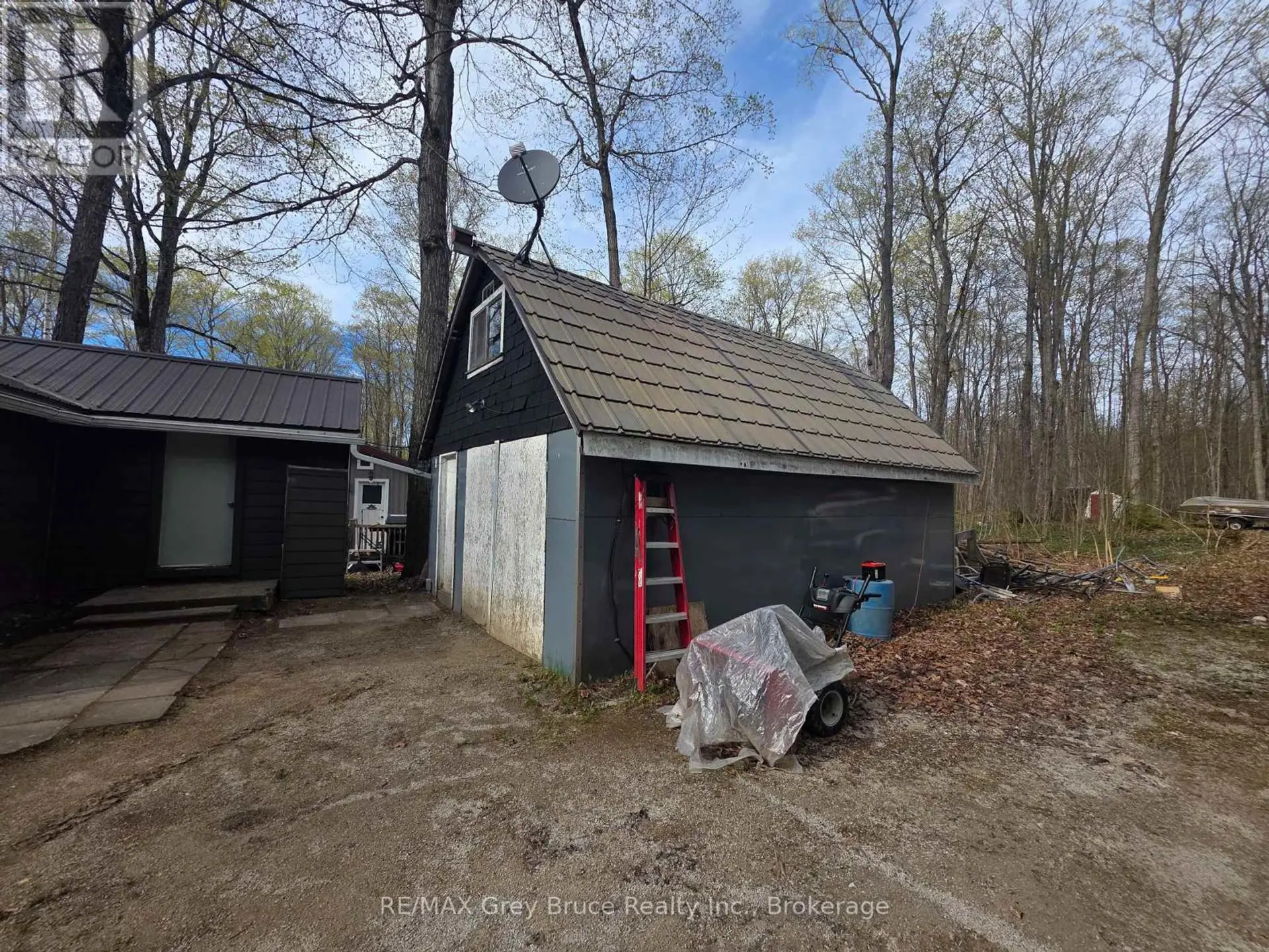 151 FRANCIS DRIVE - Image 4
