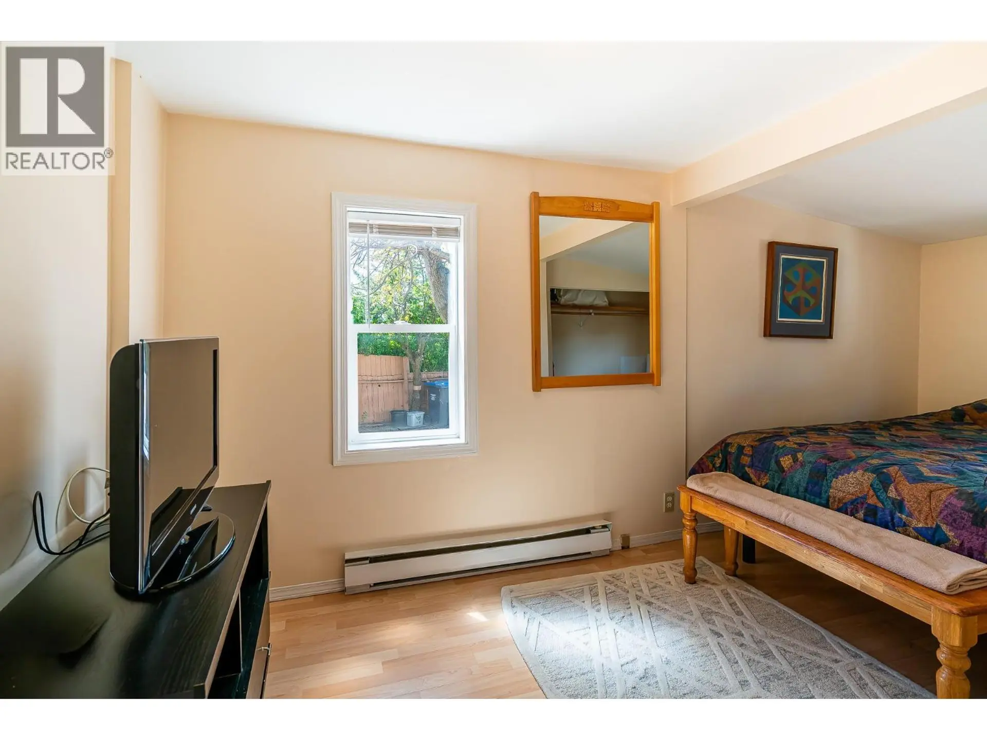 302 Valley Road N - Image 14