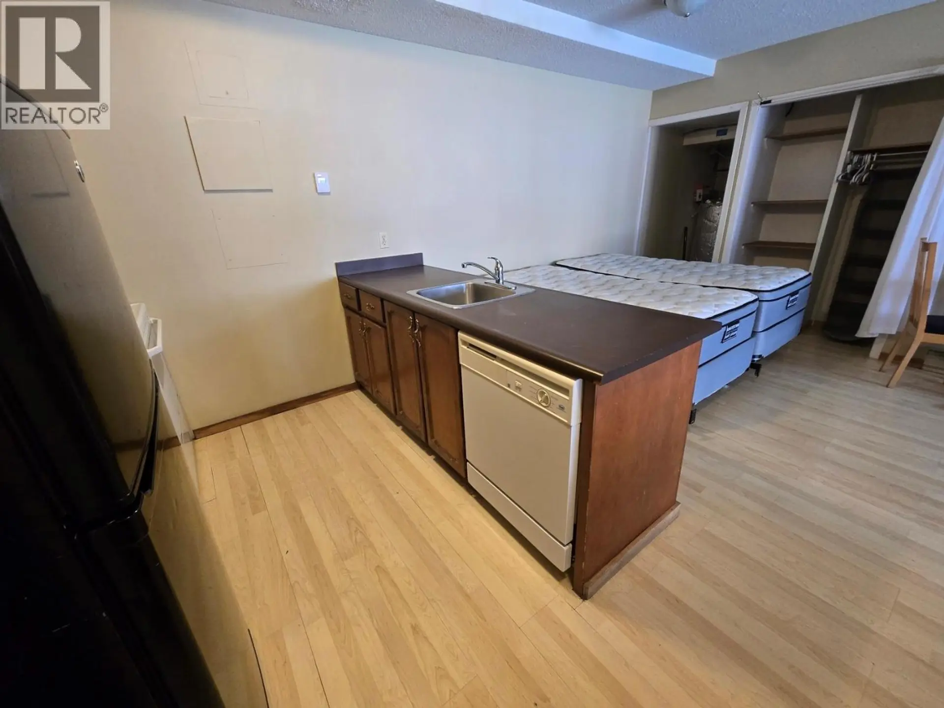 #1014 2030 Panorama Drive - Image 10