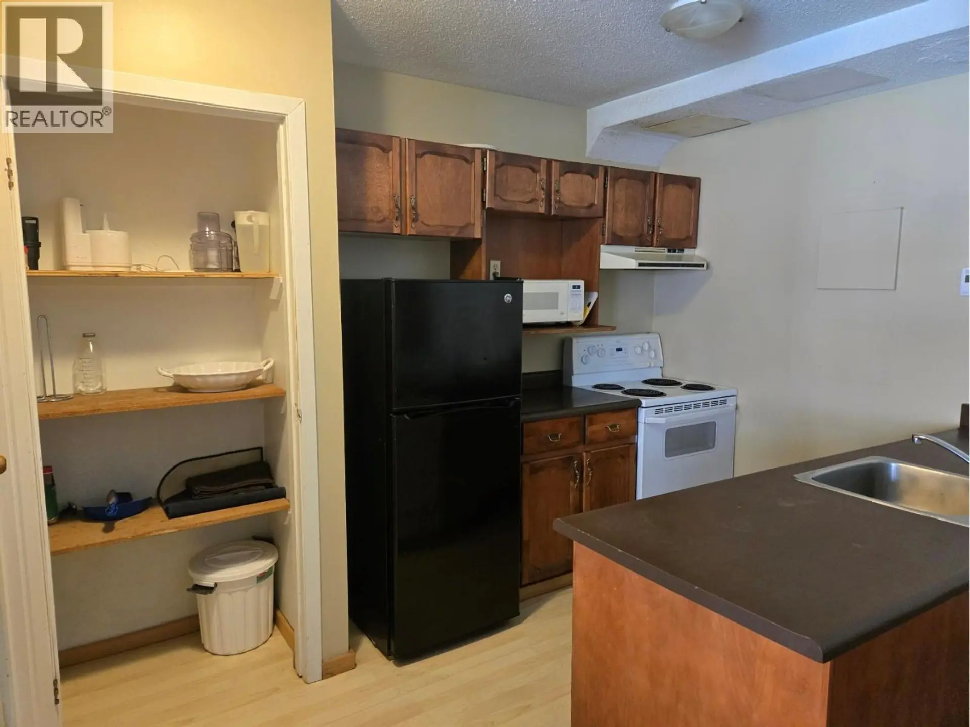 #1014 2030 Panorama Drive - Image 5