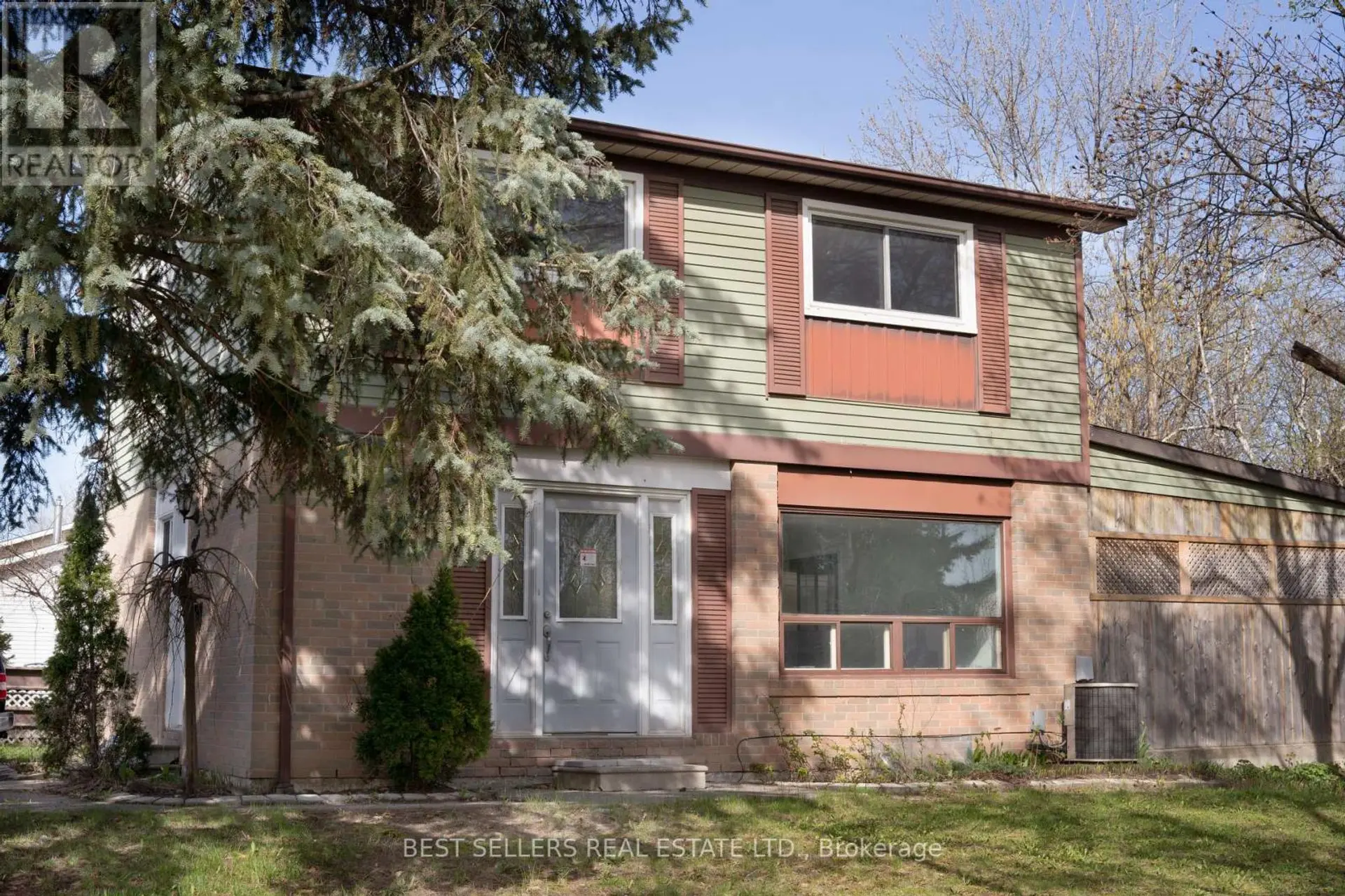 9 HERKLEY DRIVE - Image 1