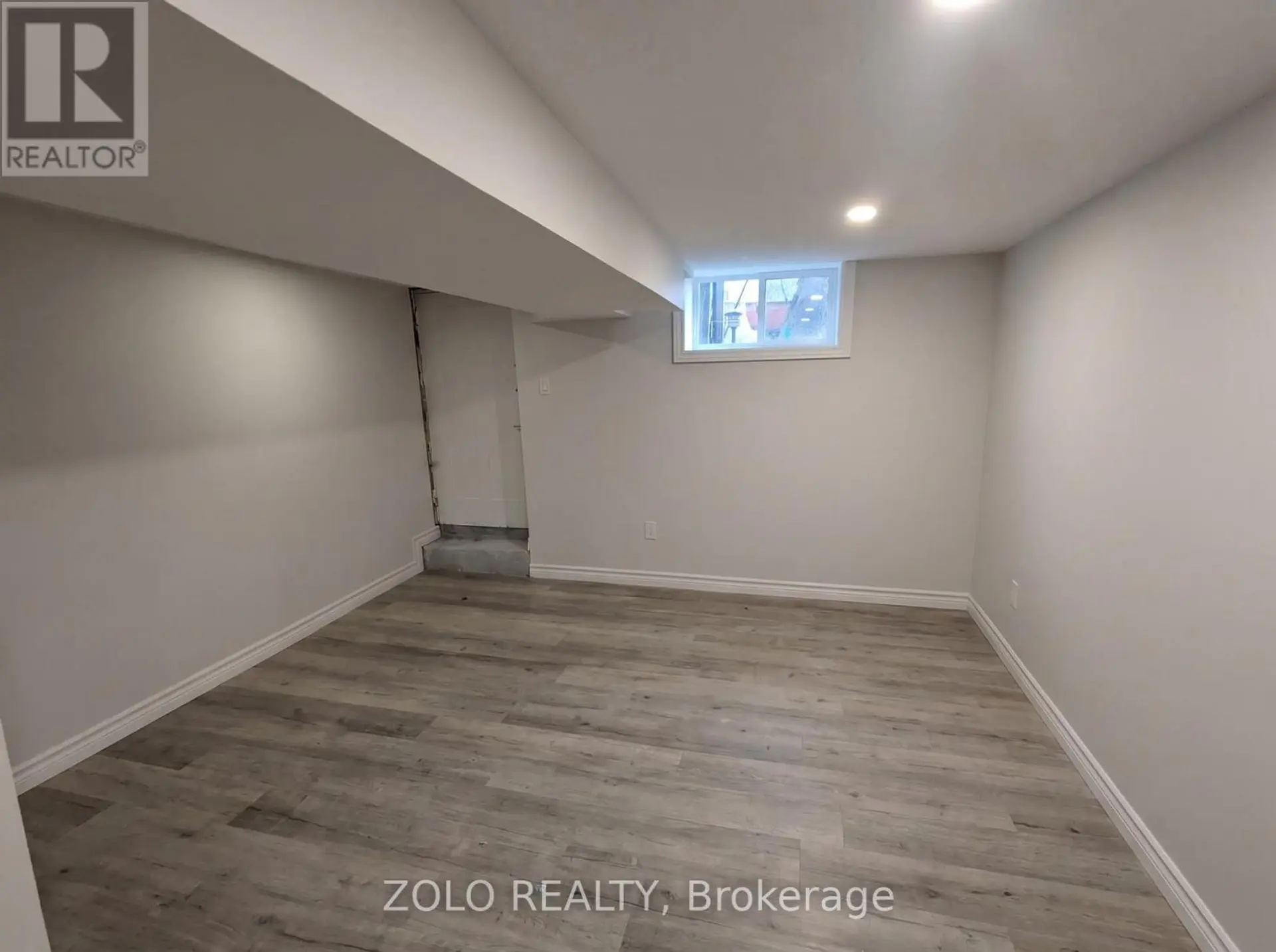 369 ATHOL STREET E - Image 9