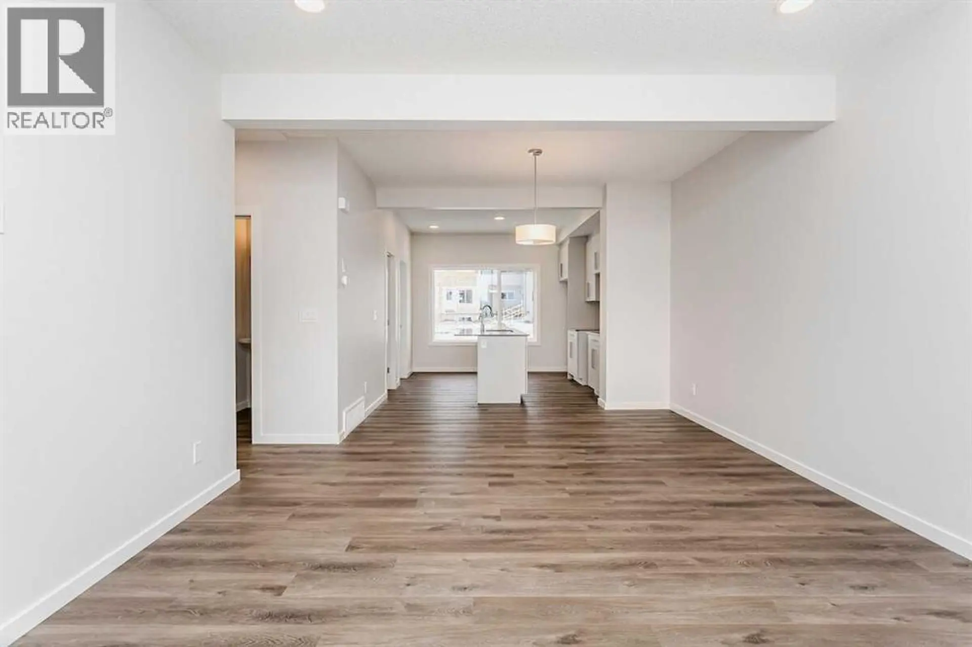 230 Heartwood Parade SE - Image 5