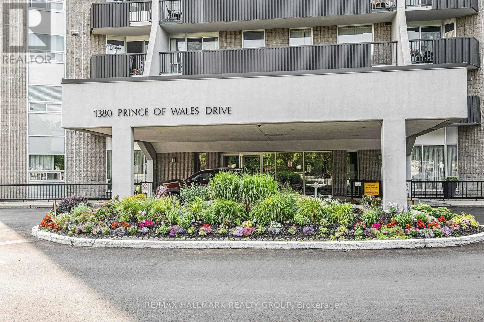 #1005 1380 PRINCE OF WALES DRIVE - Image 2