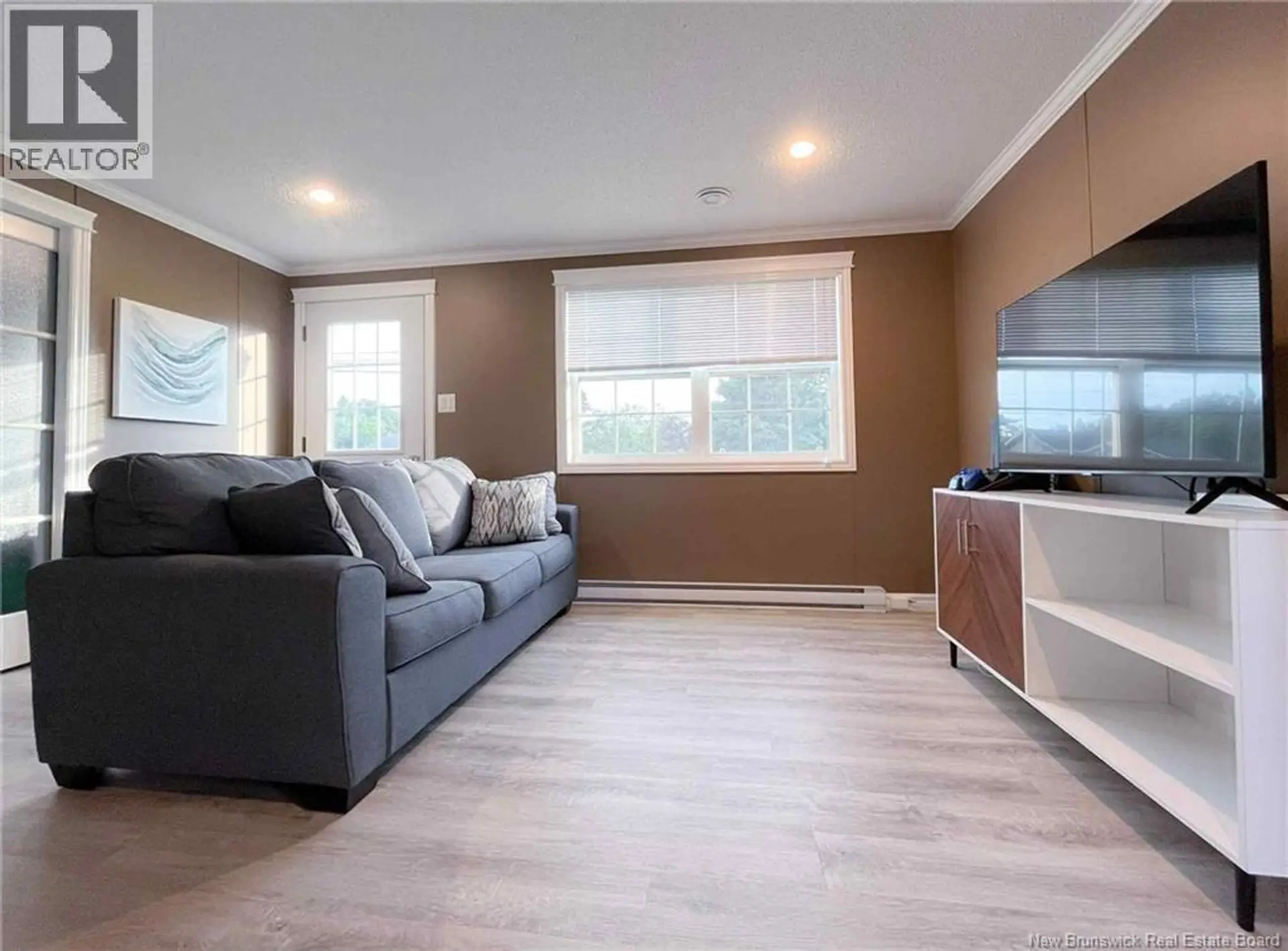 2368 Acadie Road - Image 4