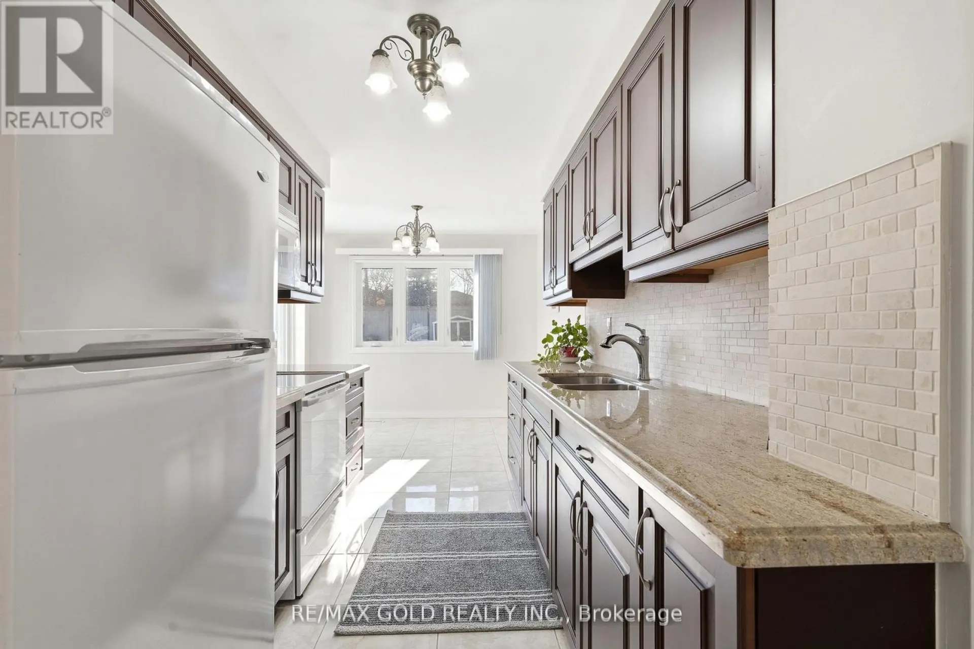 4334 LEE DRIVE - Image 6