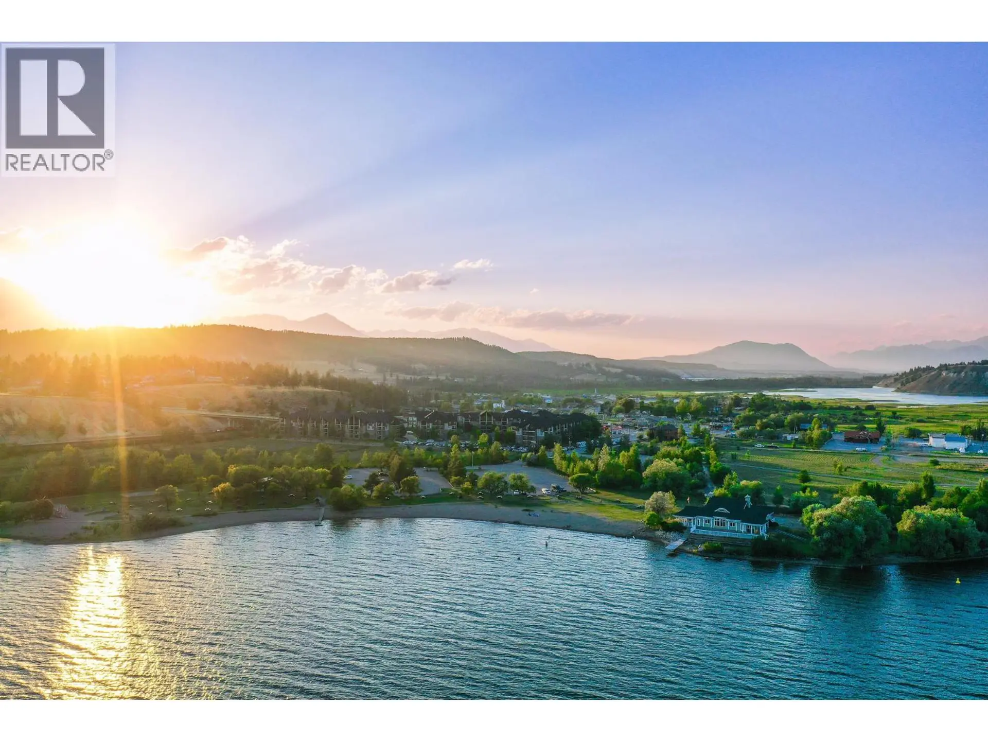 Property at #2201 205 Third Avenue, Invermere, BC