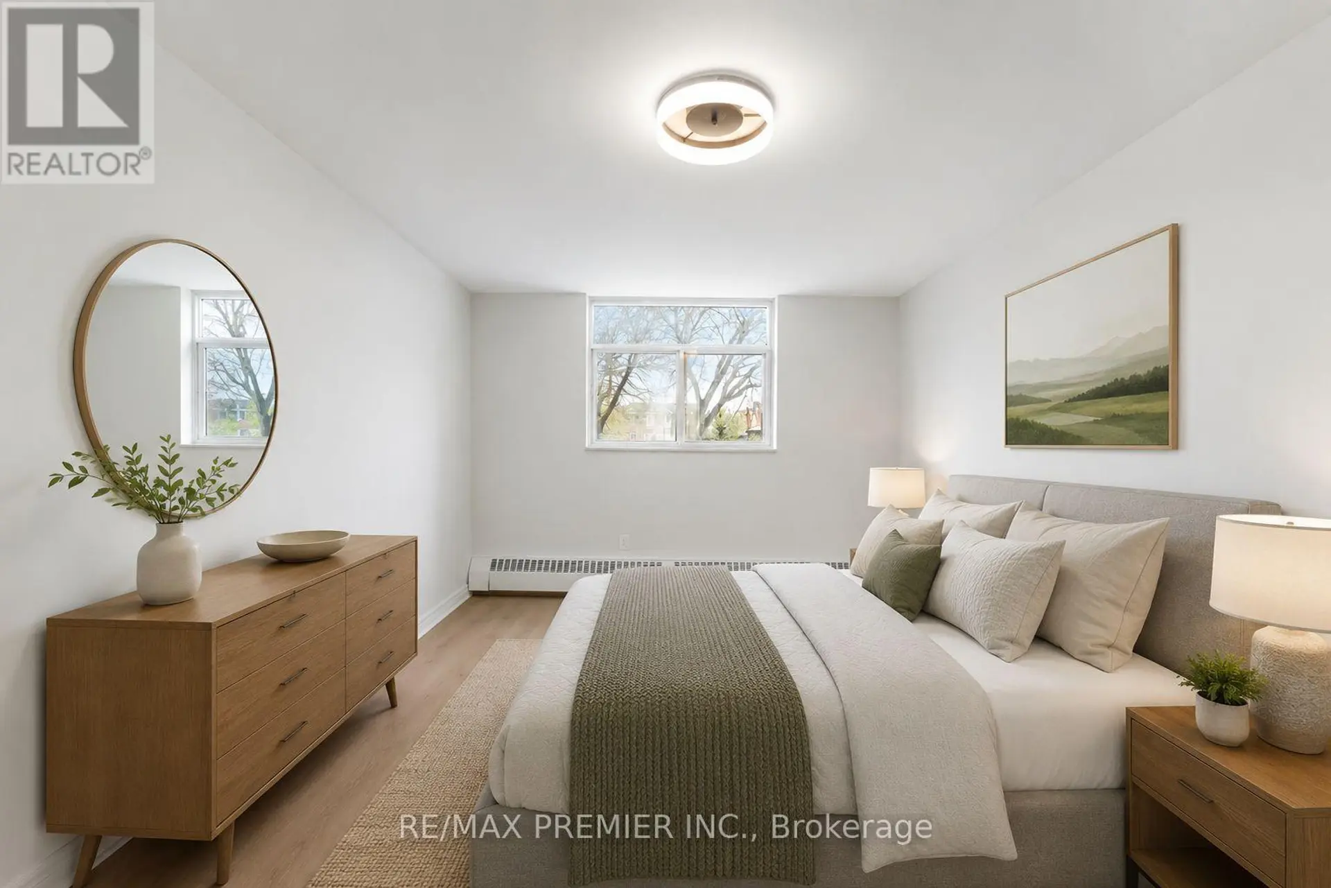#105 5 FRITH ROAD - Image 13