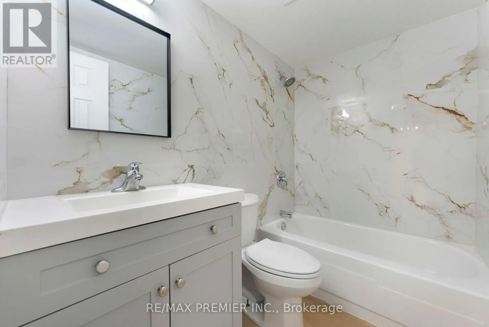 #105 5 FRITH ROAD - Image 7