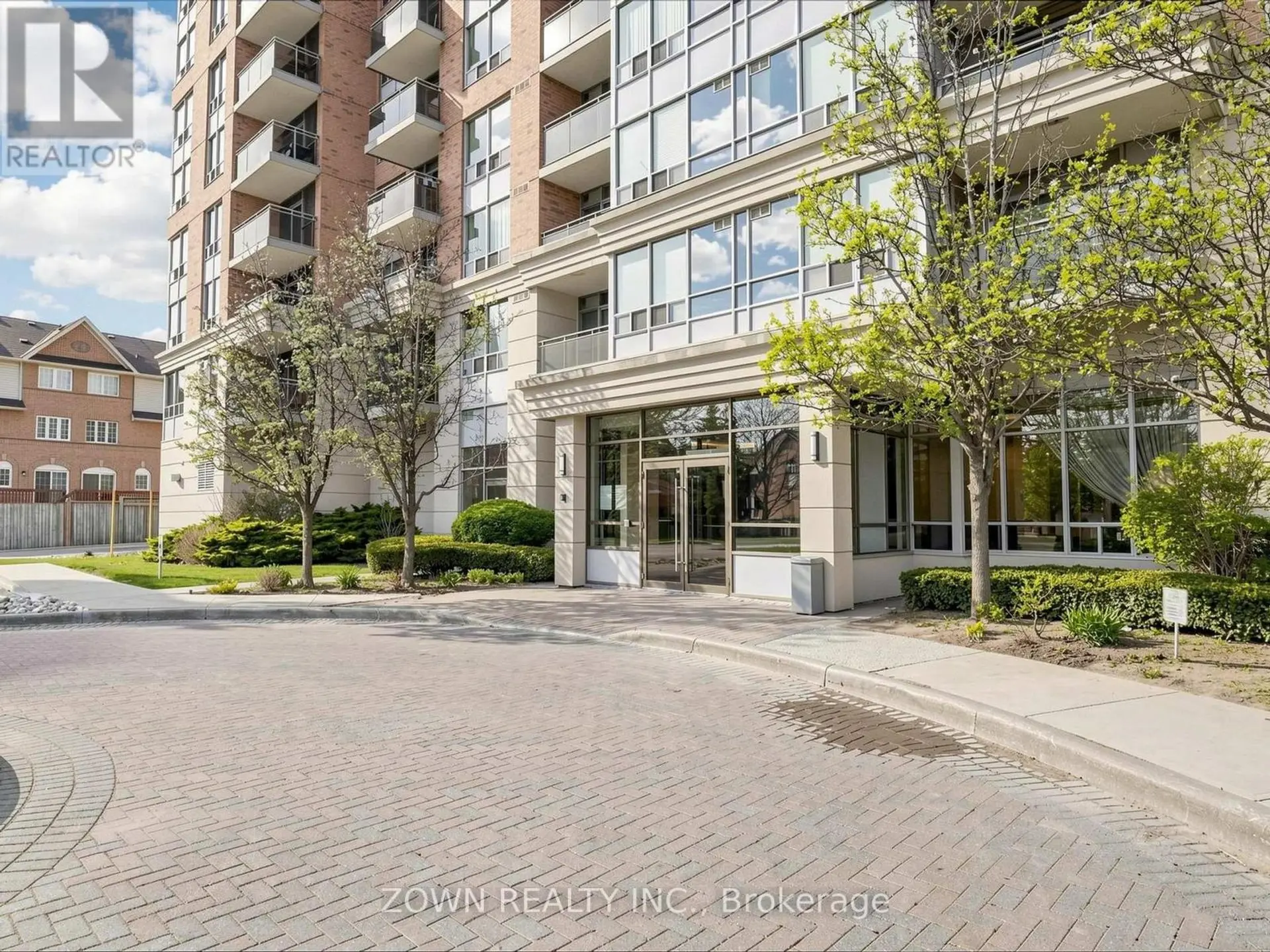 #1603 55 STRATHAVEN DRIVE - Image 2