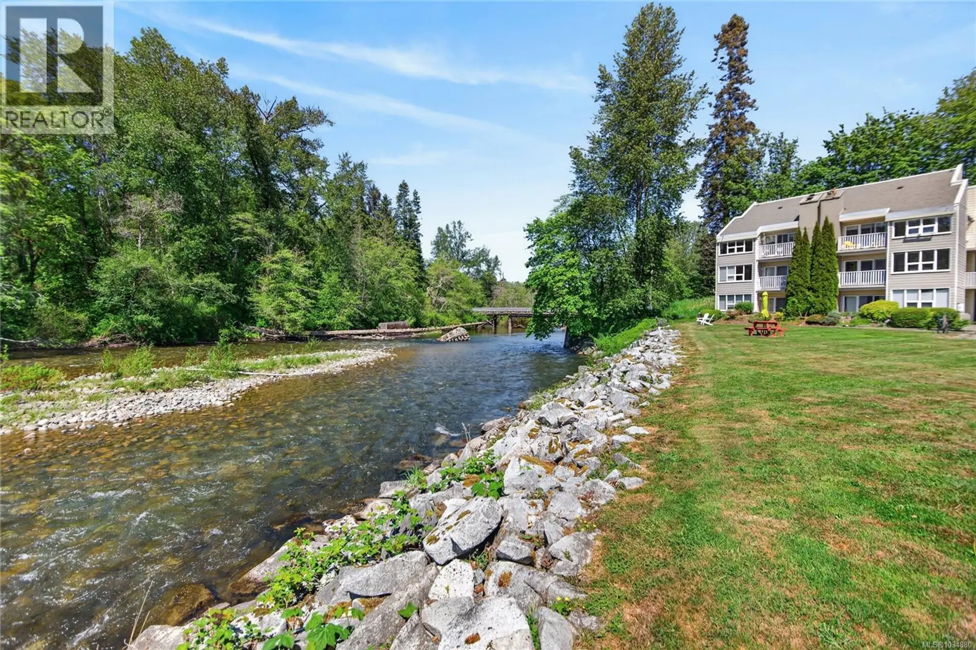 Property at #102 205 1st St, Courtenay, BC