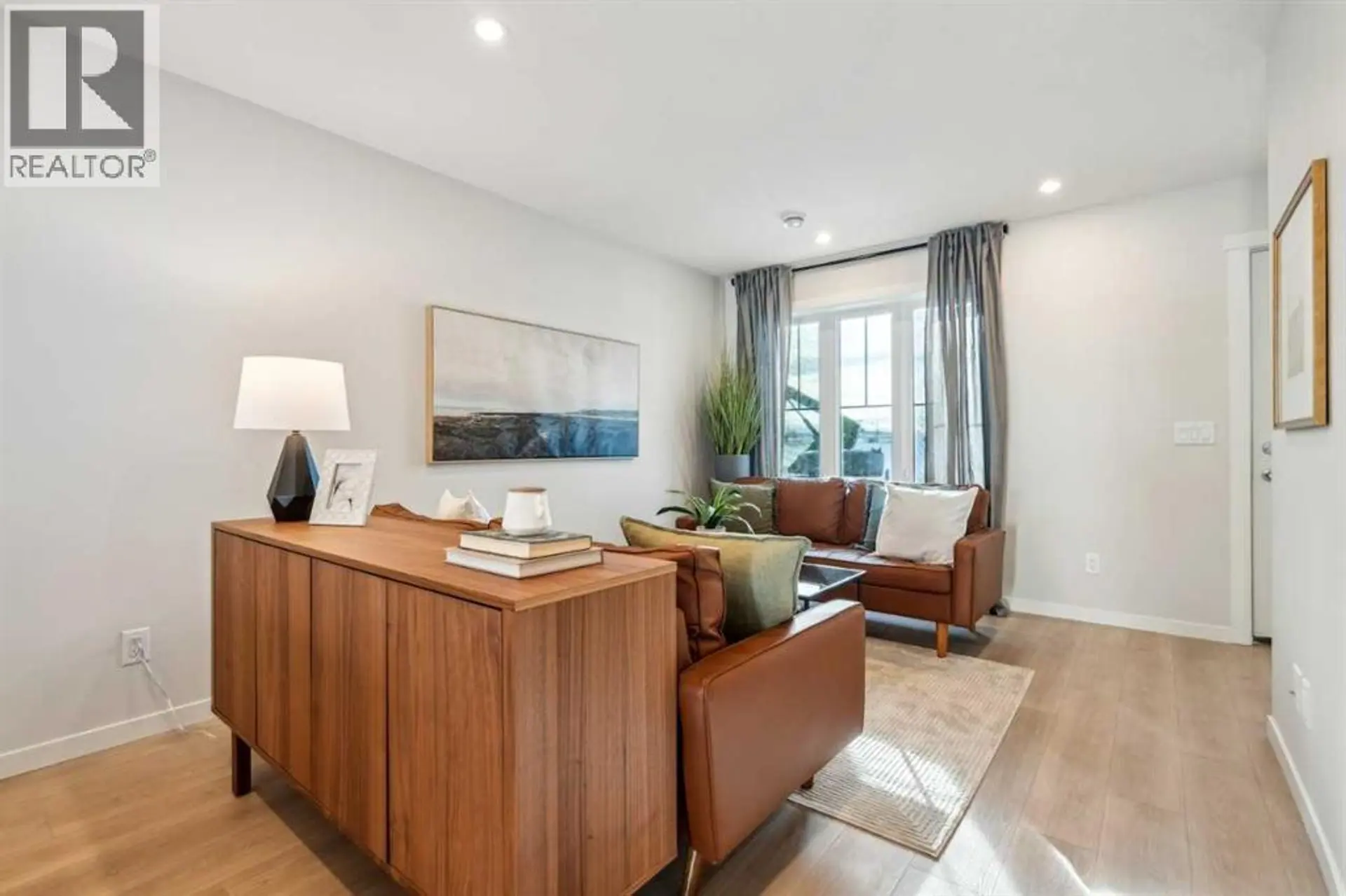 #825 155 Crimson Ridge Place NW - Image 4