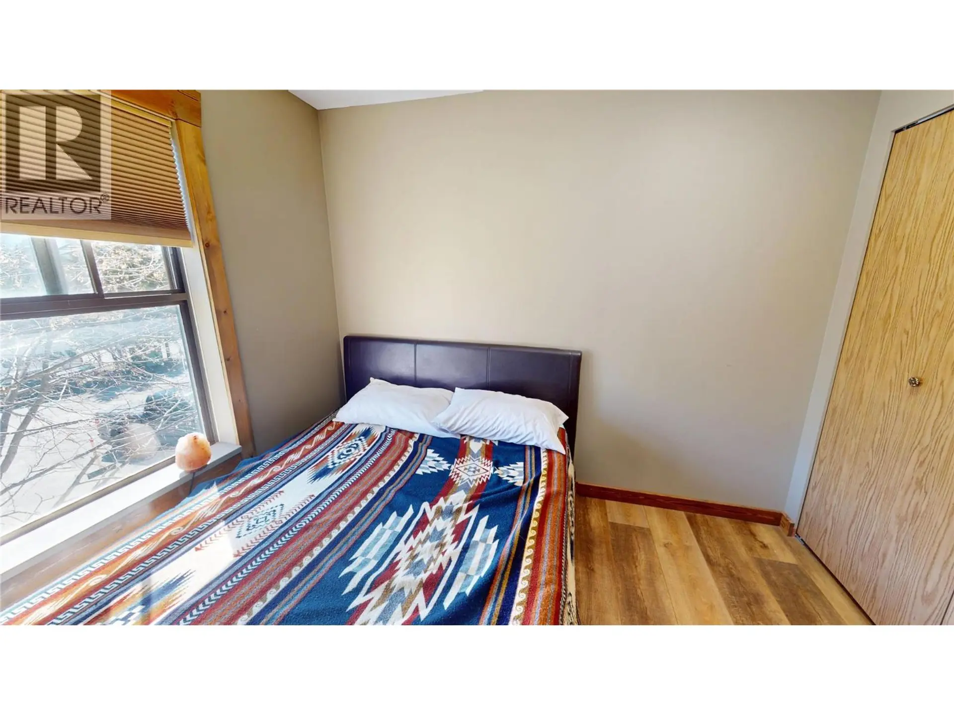 #201 93 DEERBORNE Drive - Image 15