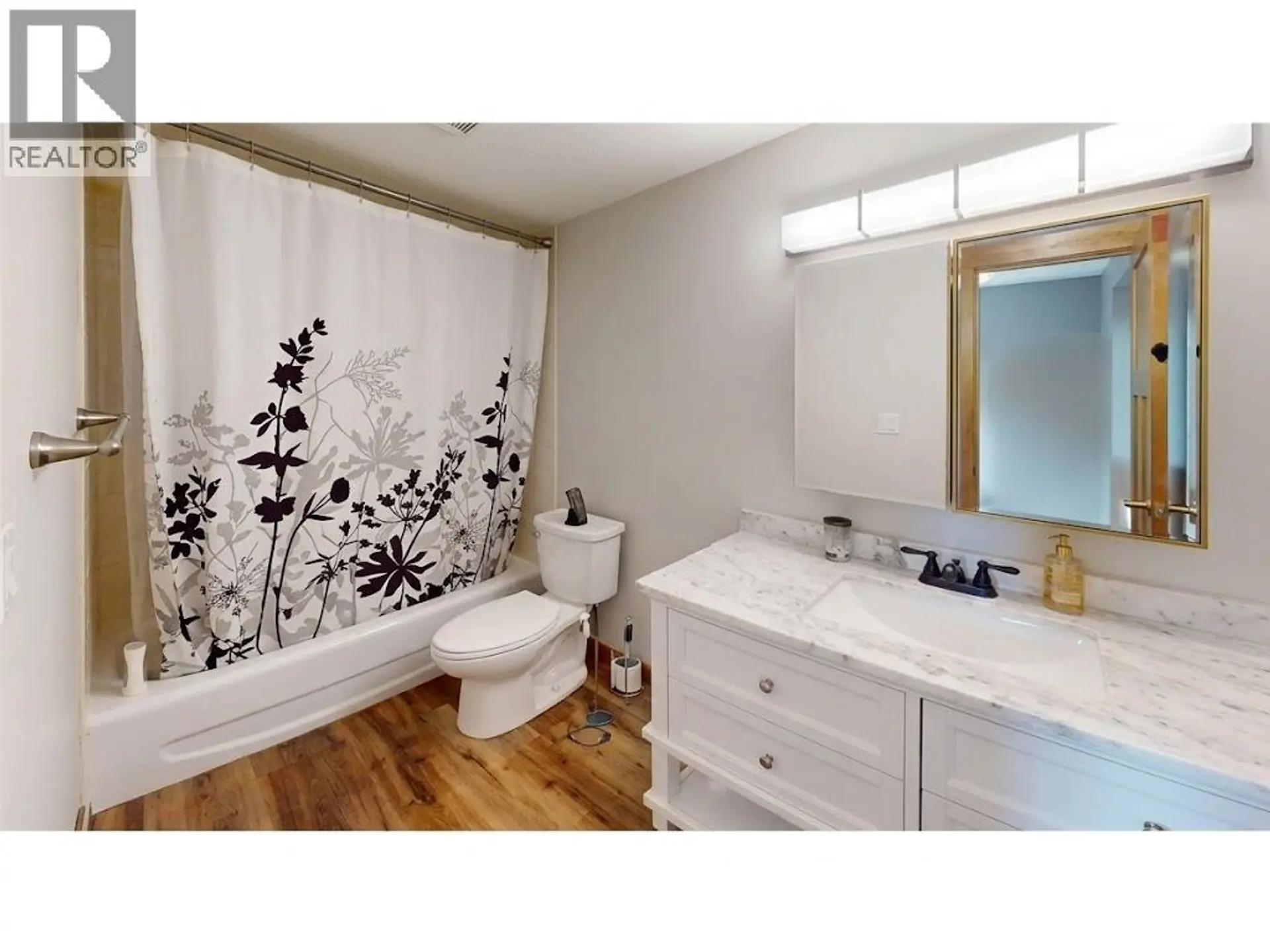 #201 93 DEERBORNE Drive - Image 16
