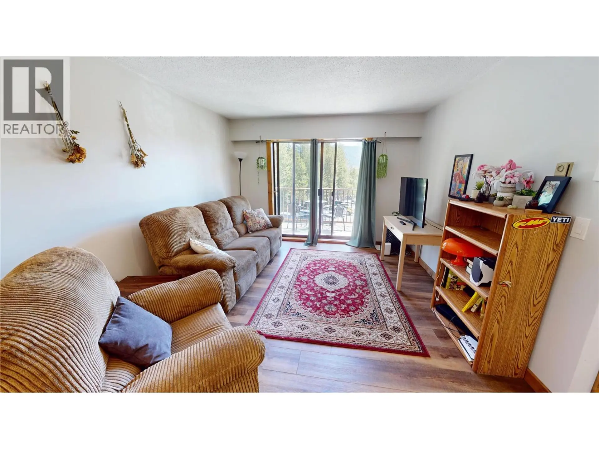 #201 93 DEERBORNE Drive - Image 4