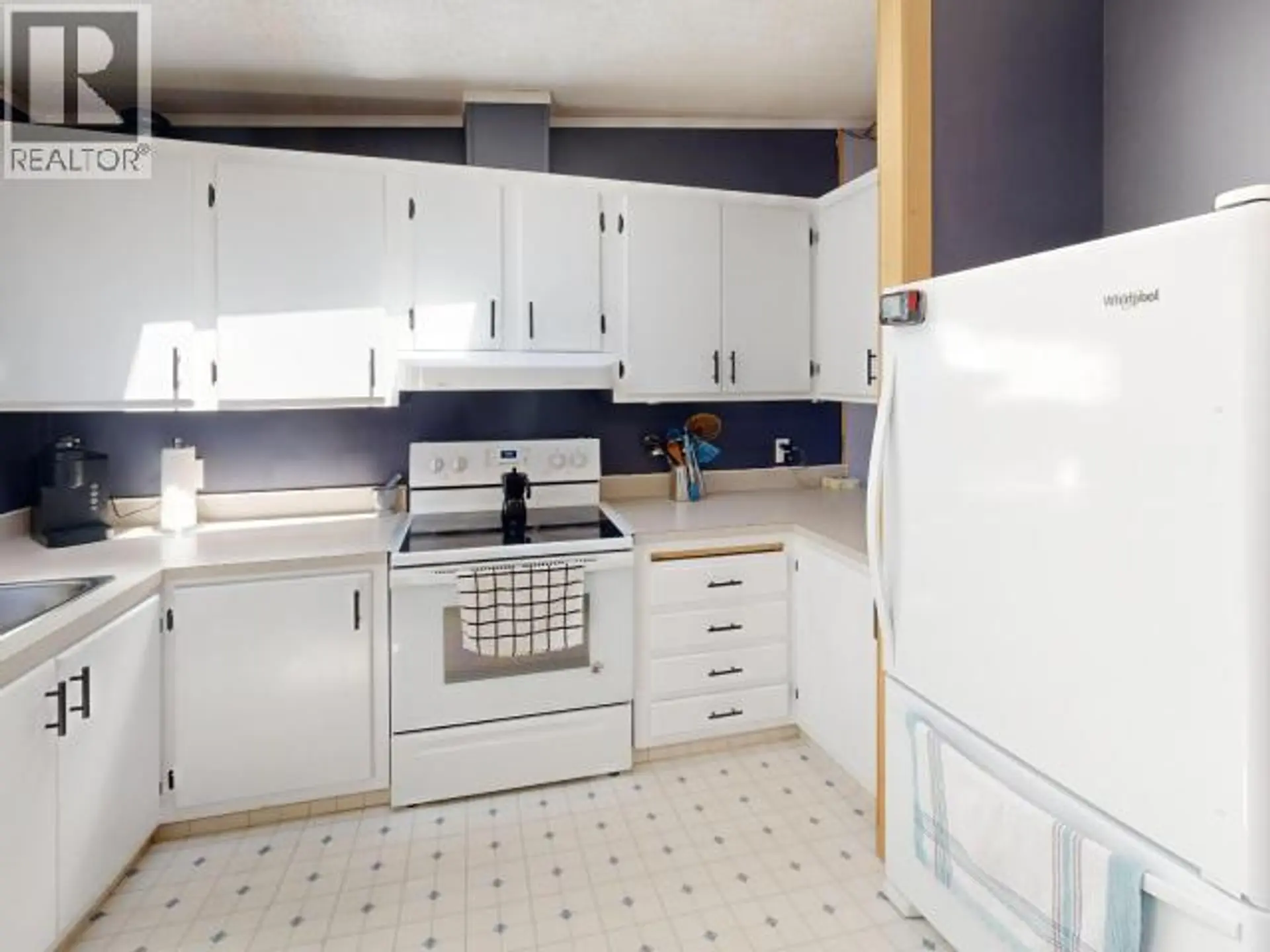 24-4500 CLARIDGE ROAD - Image 3