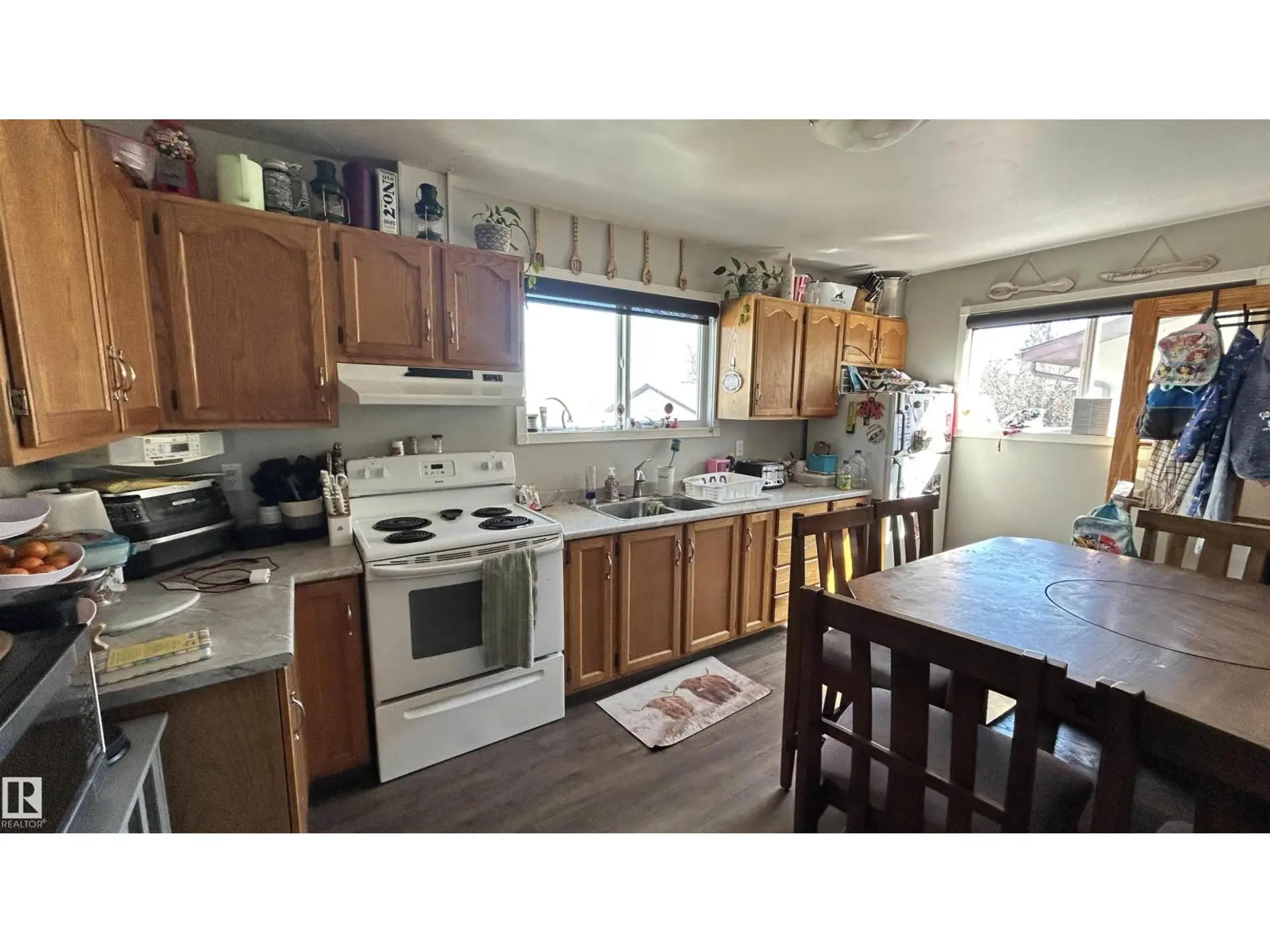 5411 51 AV - Image 5