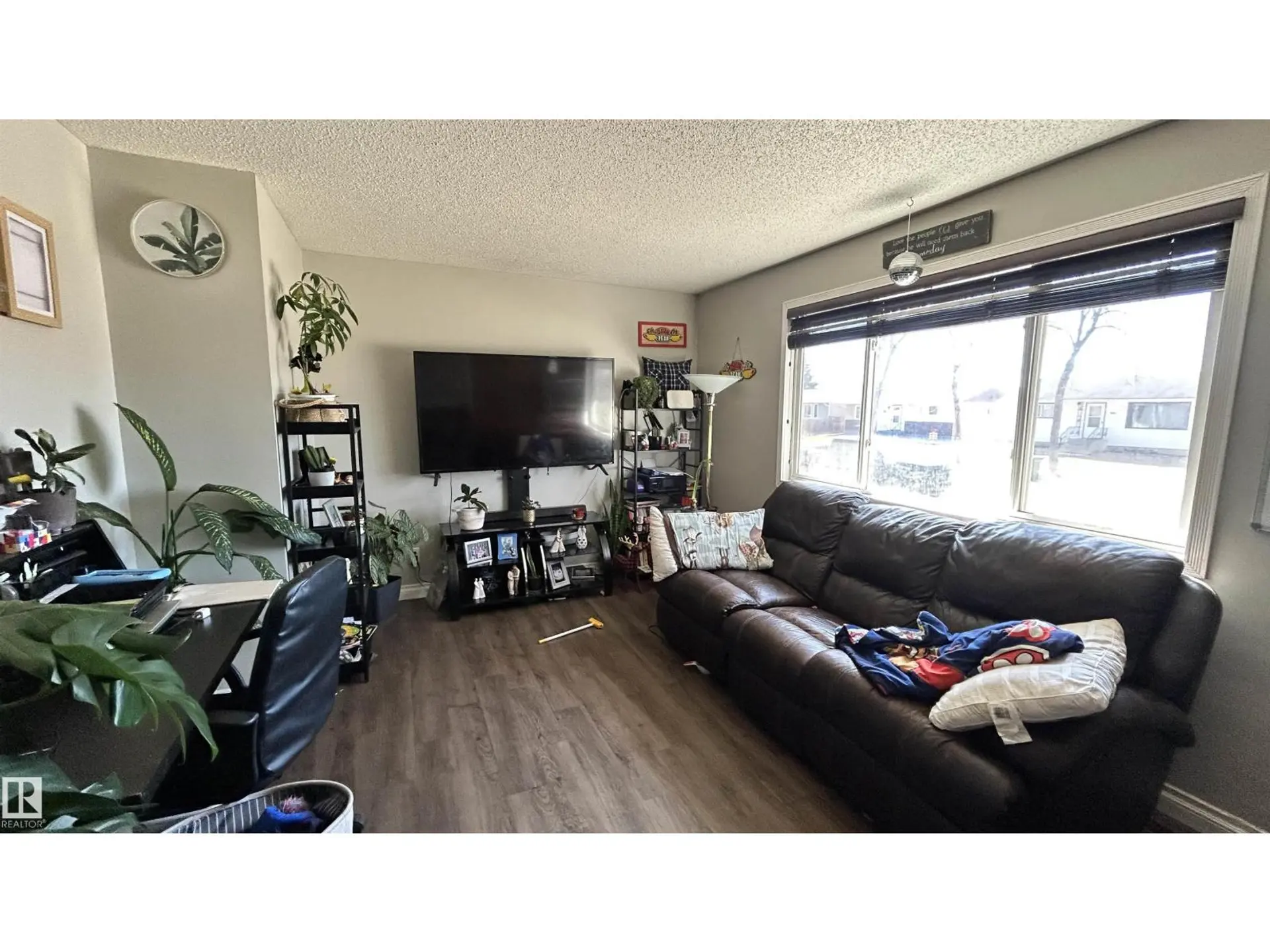 5411 51 AV - Image 6