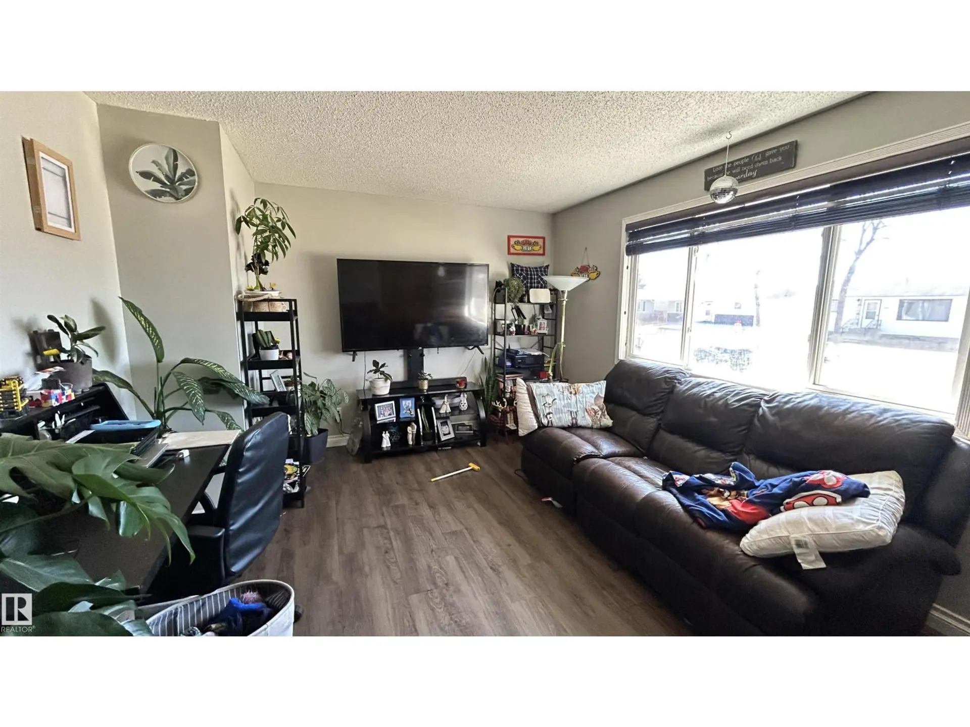 5411 51 AV - Image 7