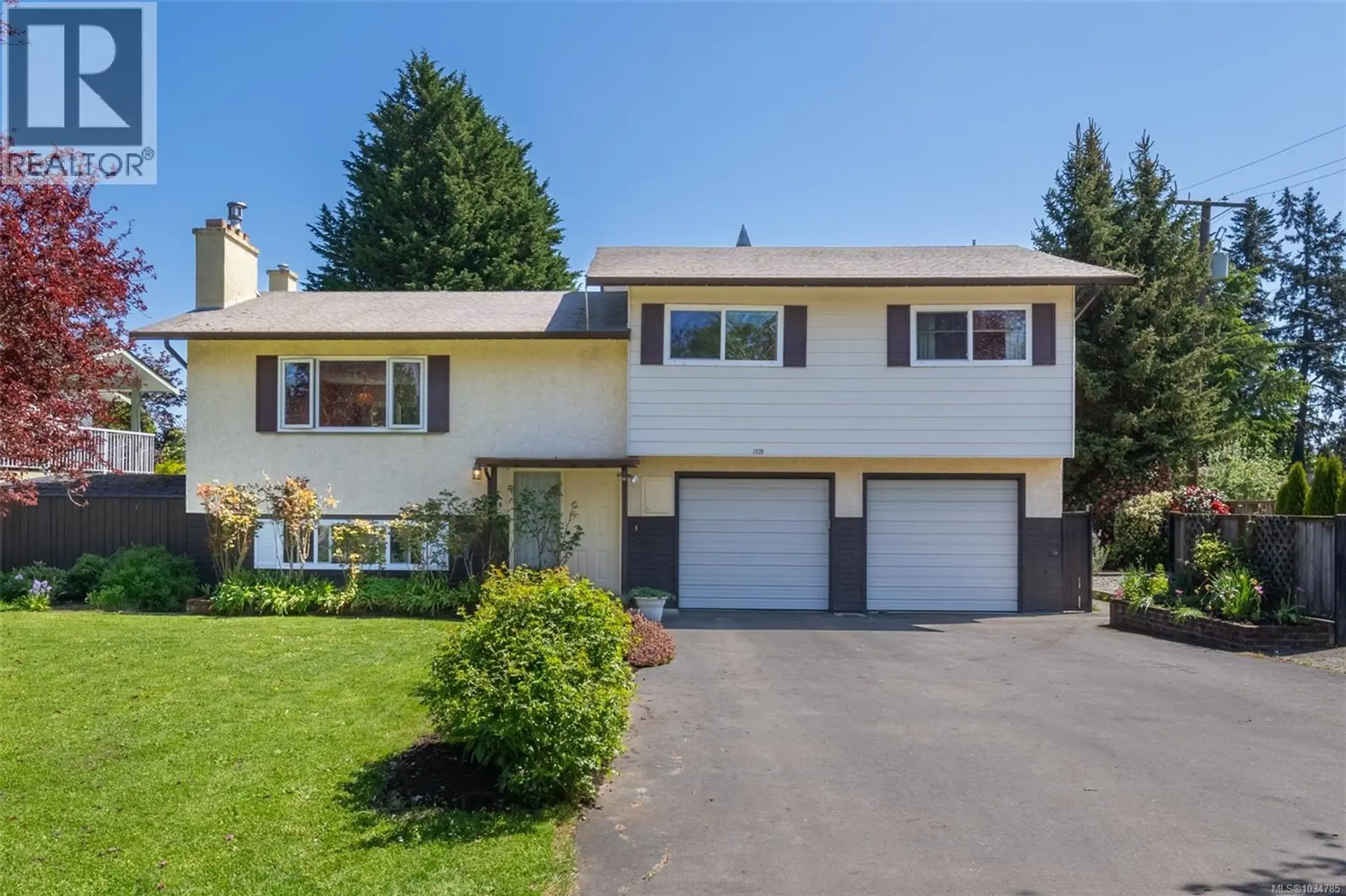 Property at 7739 Bruce Gordon Pl, Central Saanich, BC