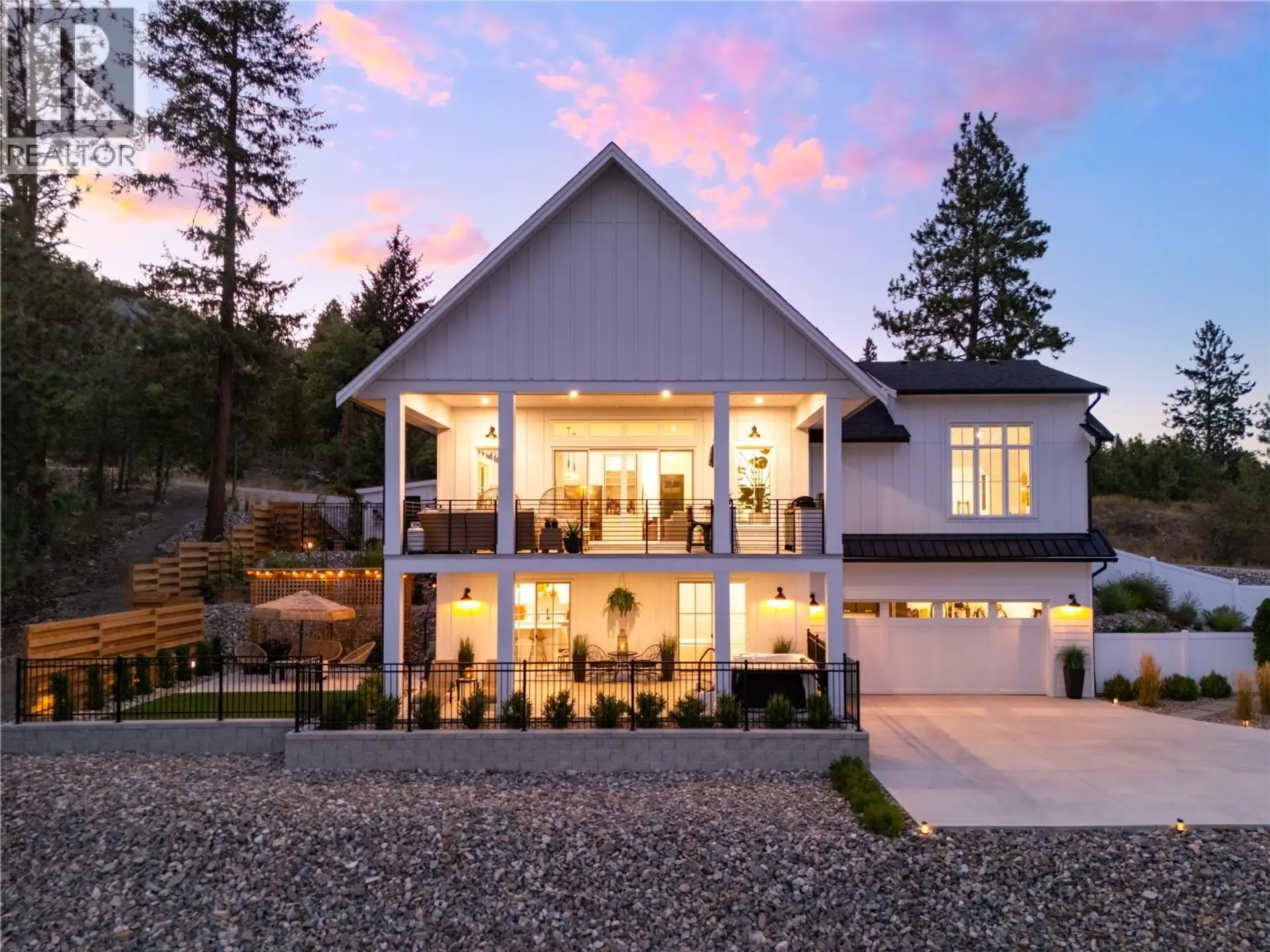 Property at 10320 Columbia Way, Vernon, BC