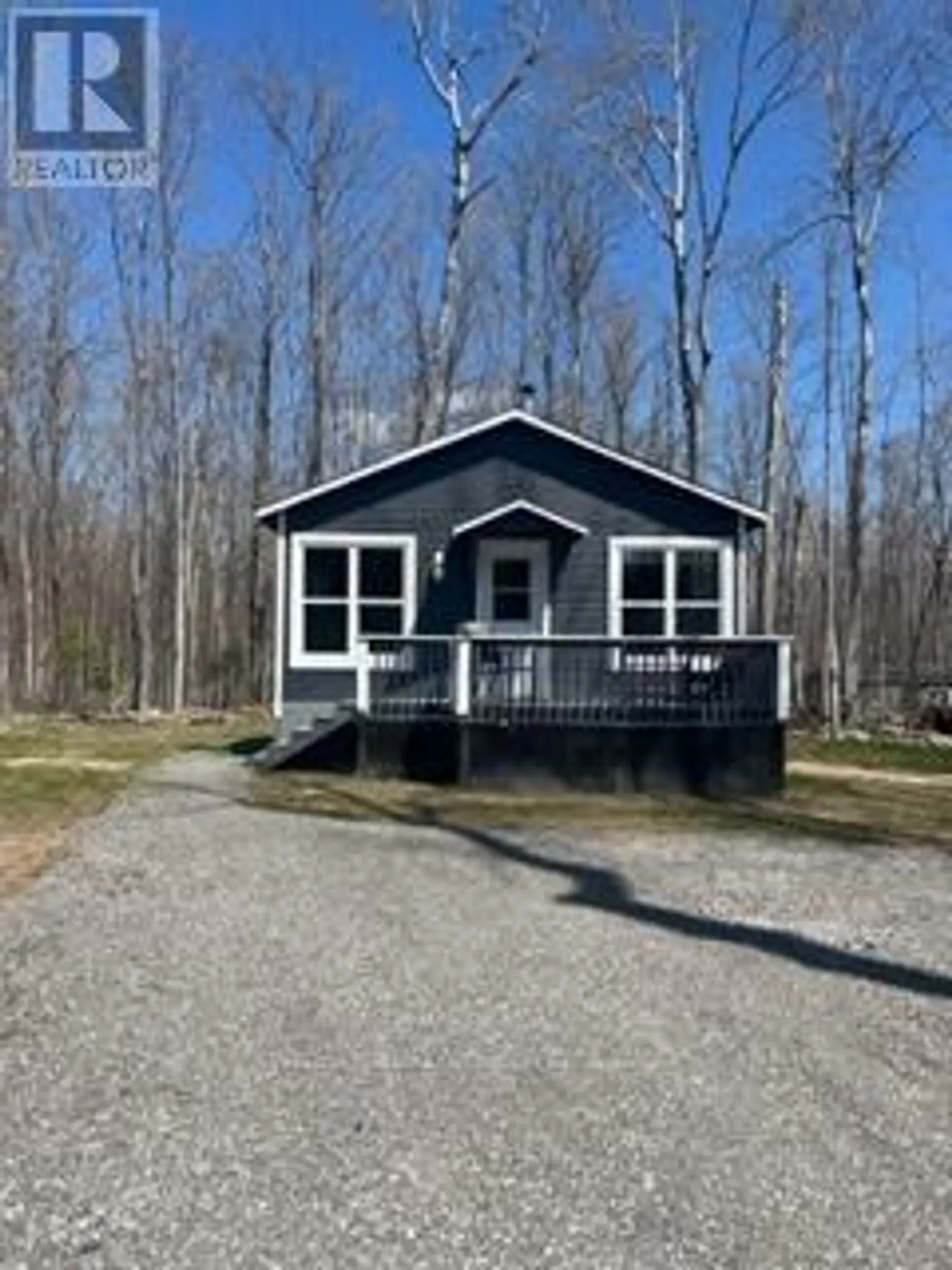 4 BOBBY'S LANE - Image 16