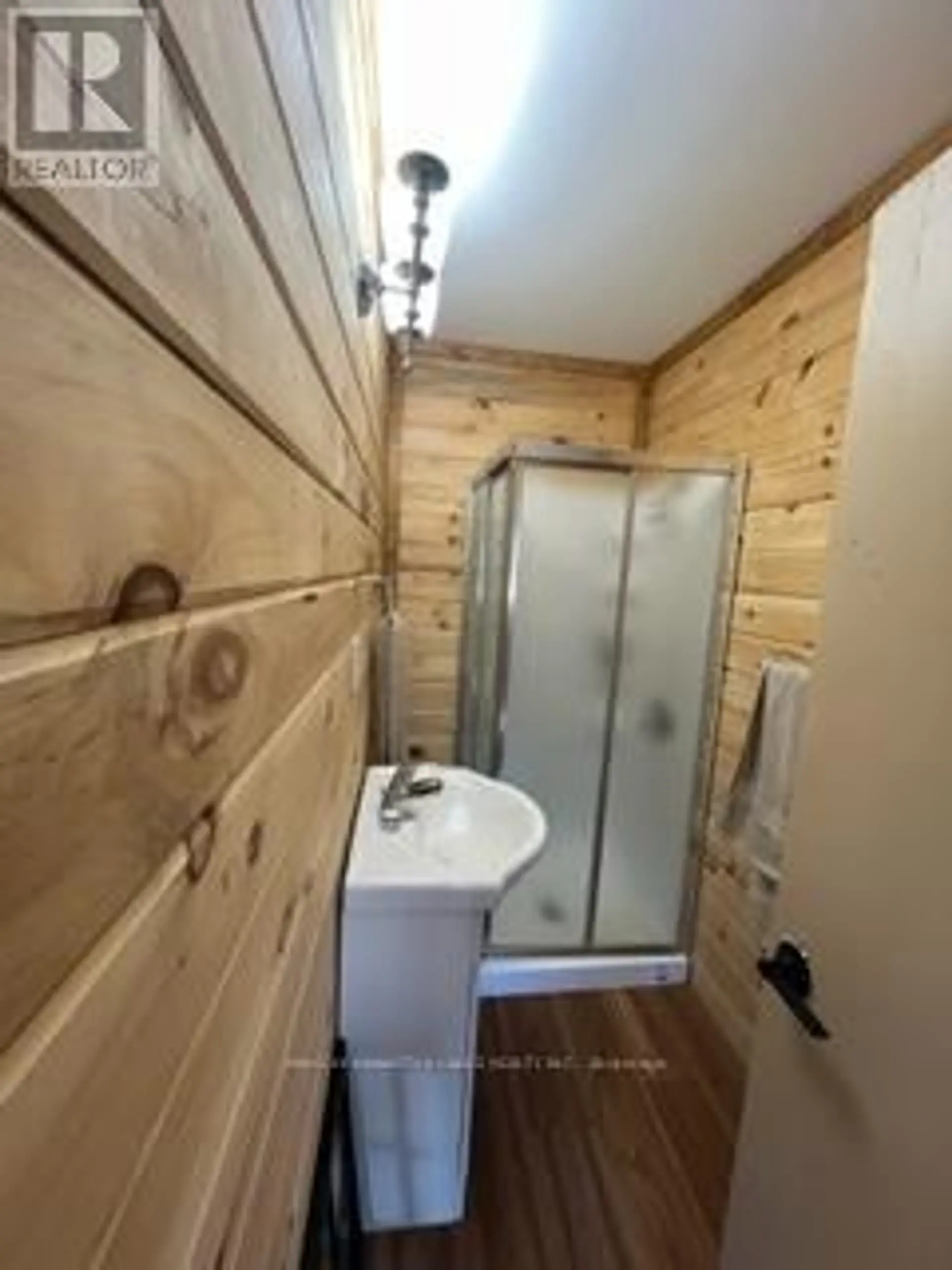 4 BOBBY'S LANE - Image 6