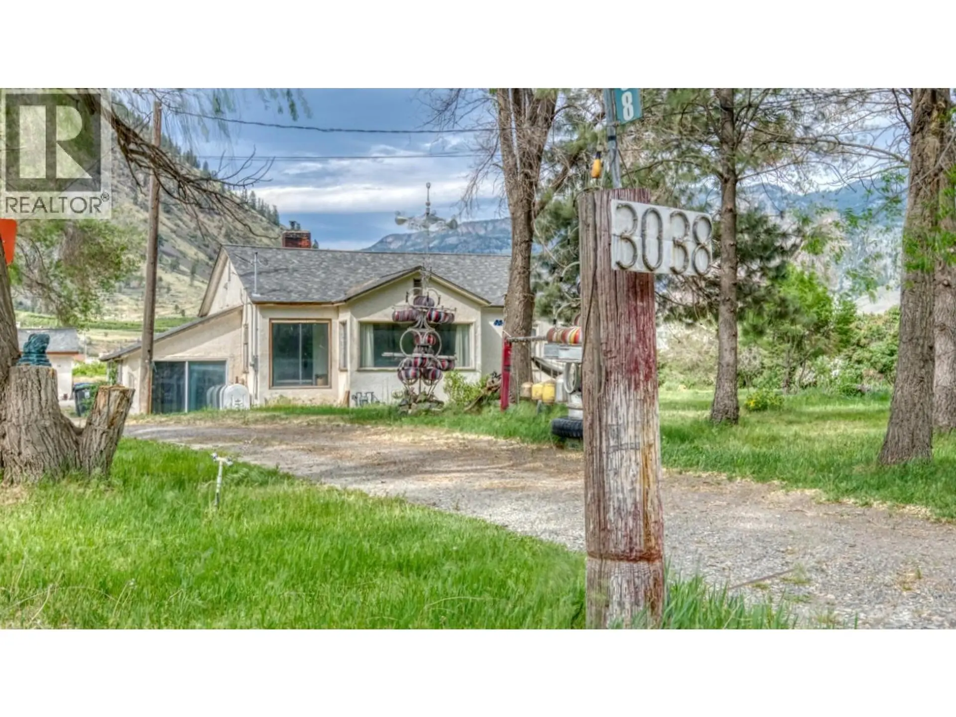 Property at 3038 10th Avenue, Keremeos, BC