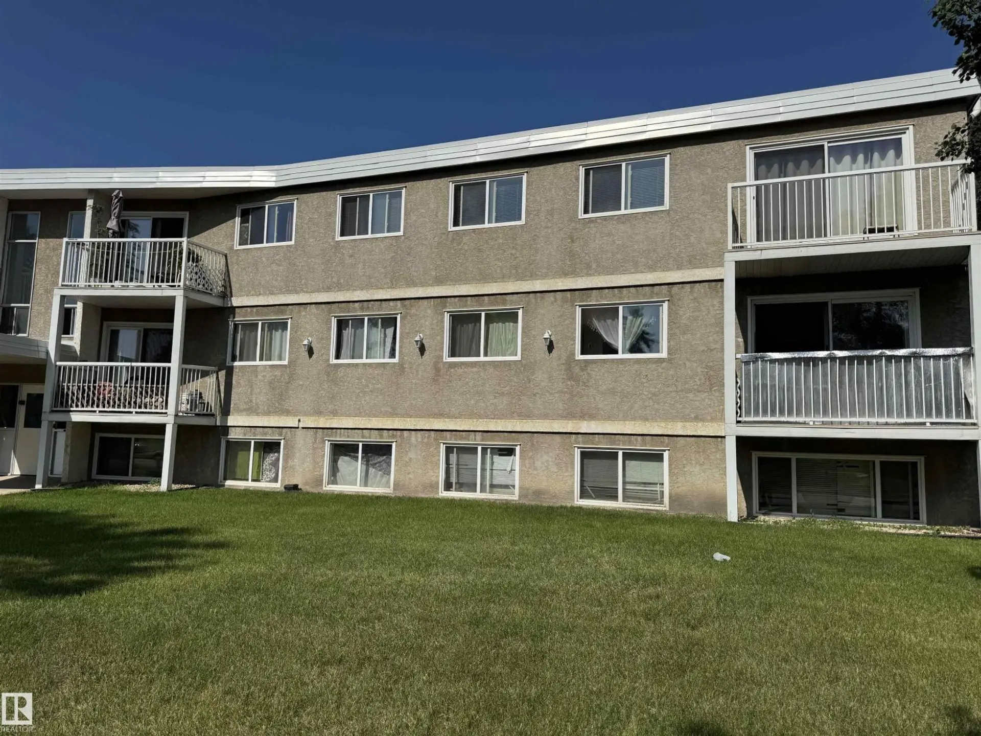 #207 8930 149 ST NW - Image 2