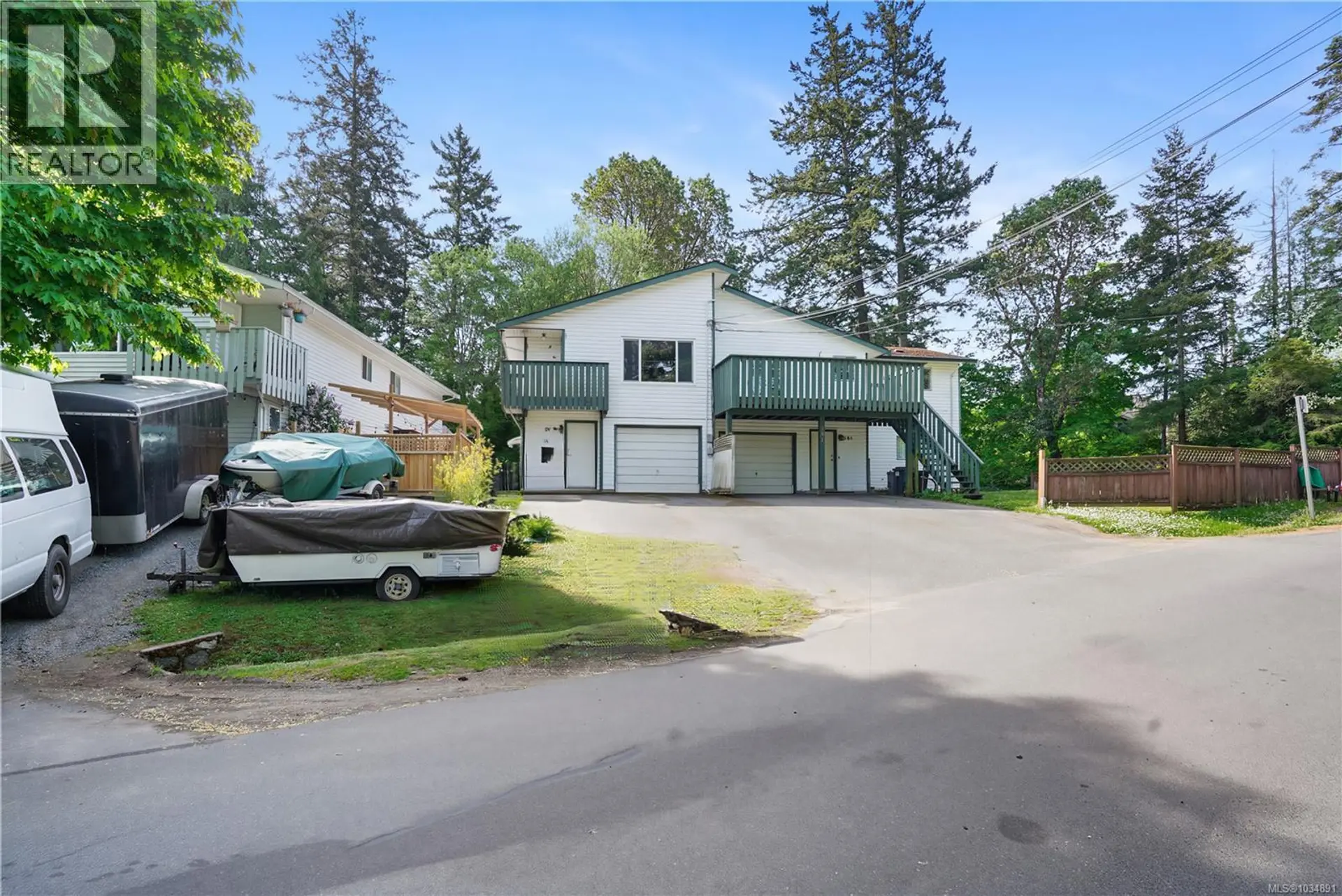 Property at 379 Kislingbury Lane, View Royal, BC