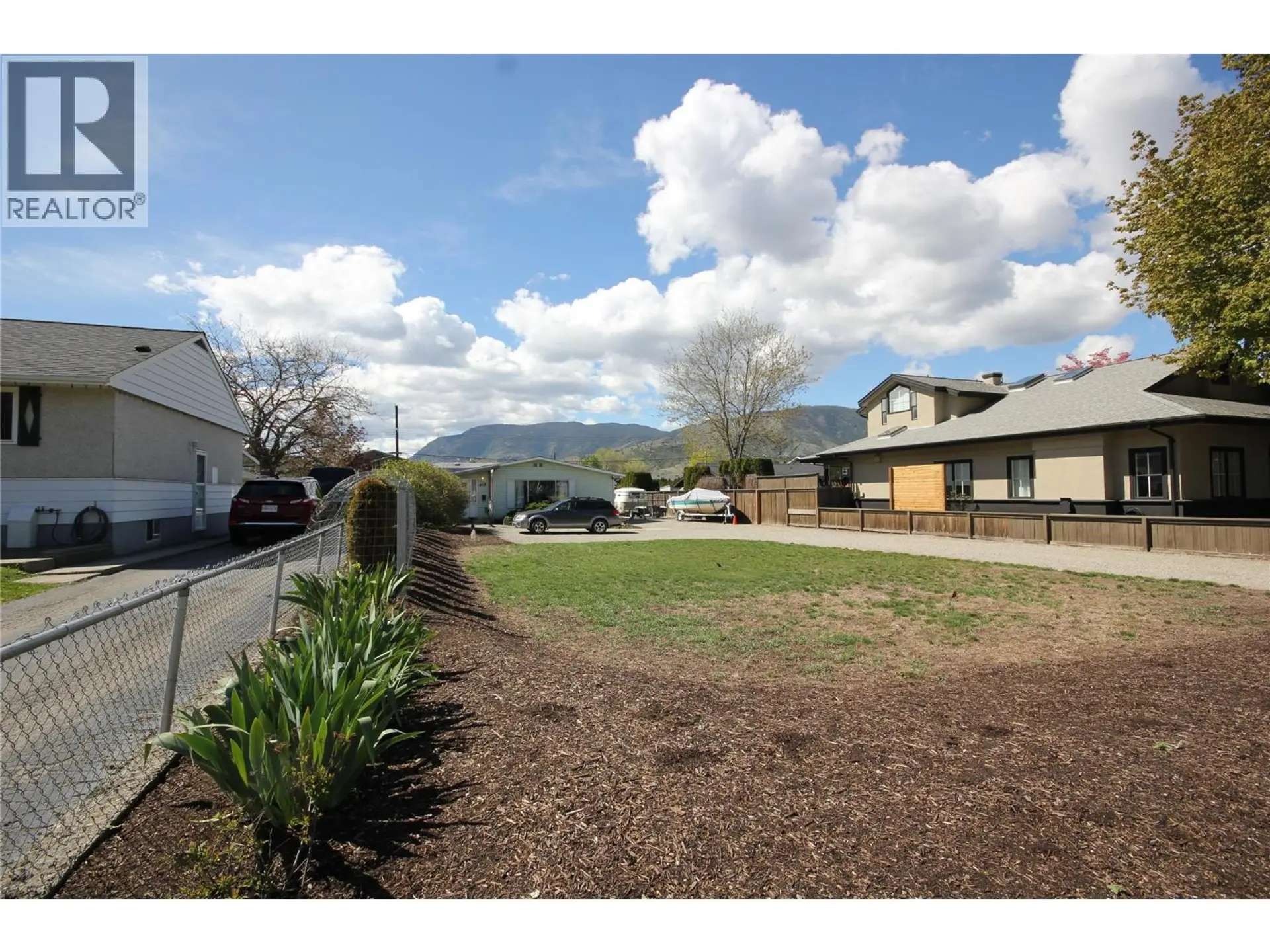 Property at 402 CONKLIN Avenue, Penticton, BC